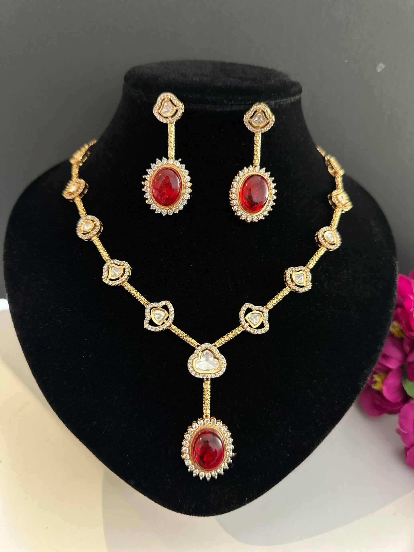 Uncut Necklace Red Mehroon