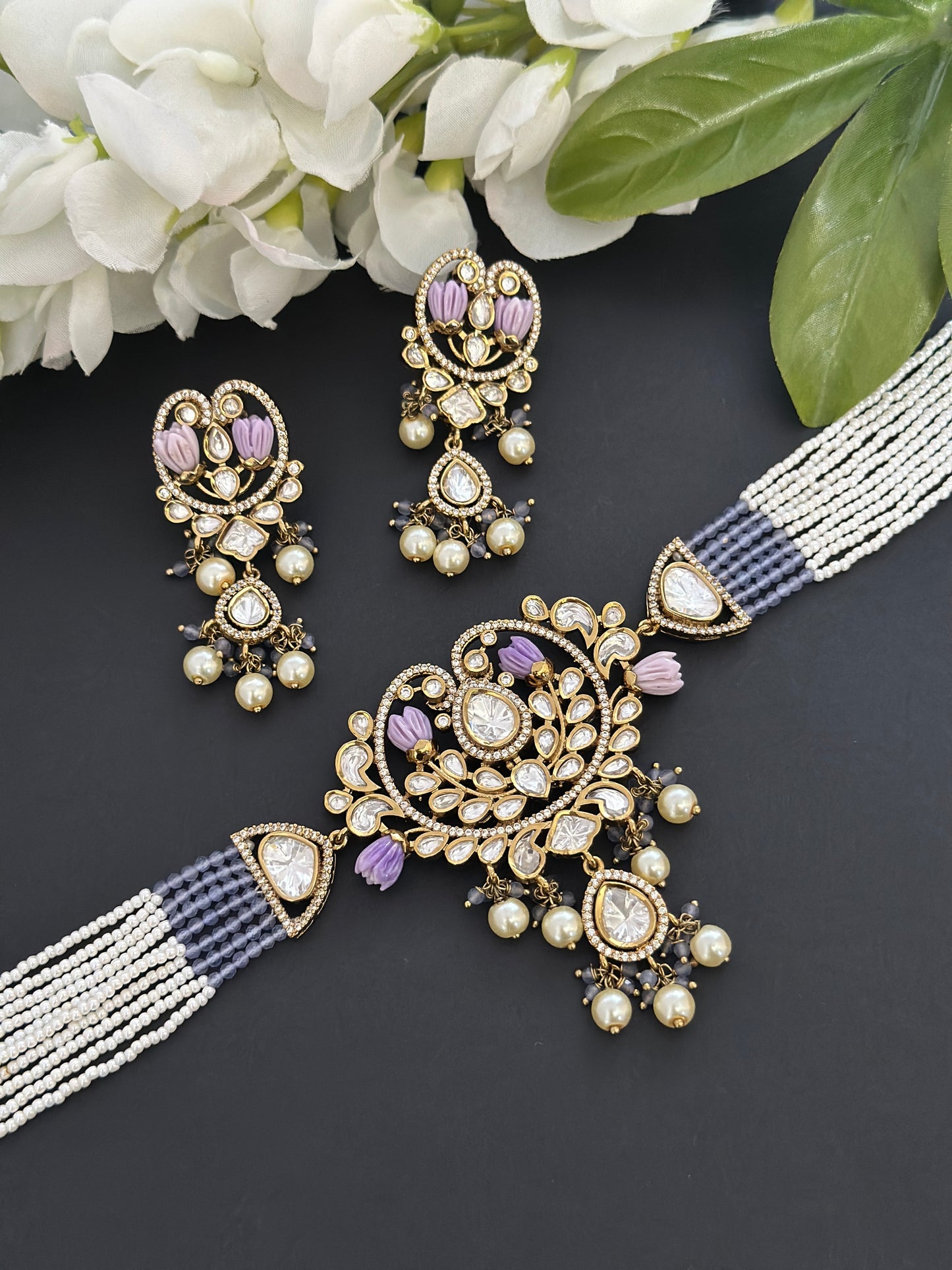 Premium choker set