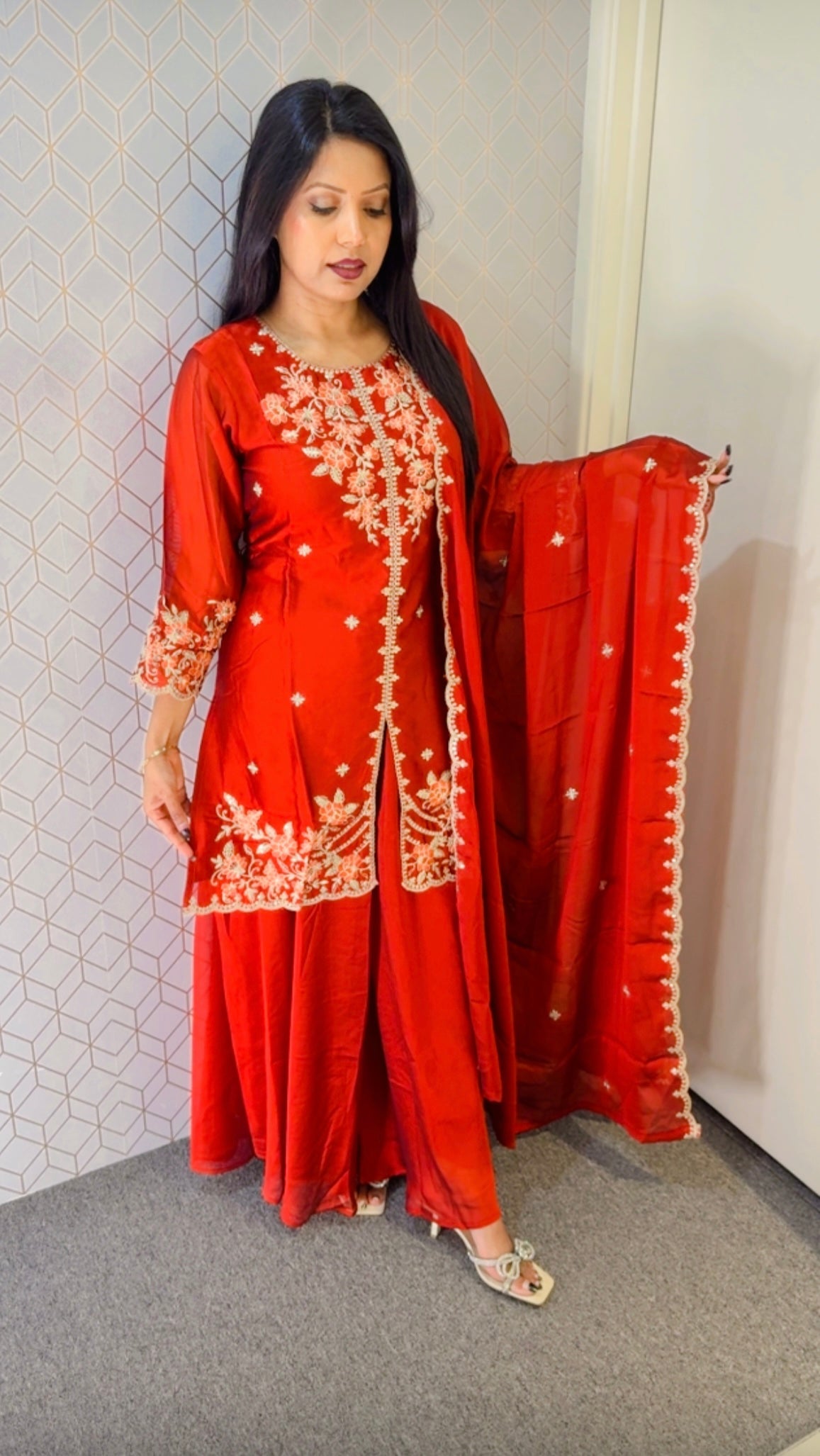 Party wear suit