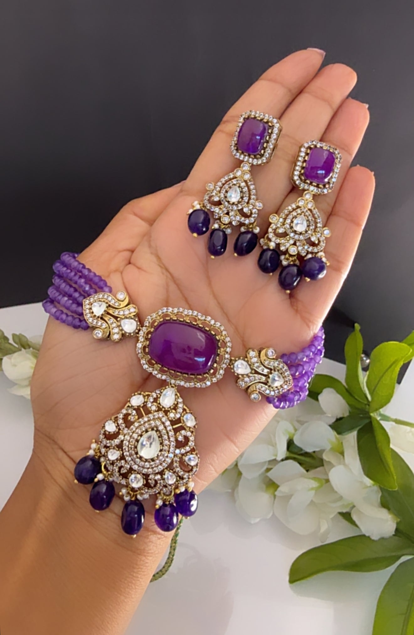Premium choker set