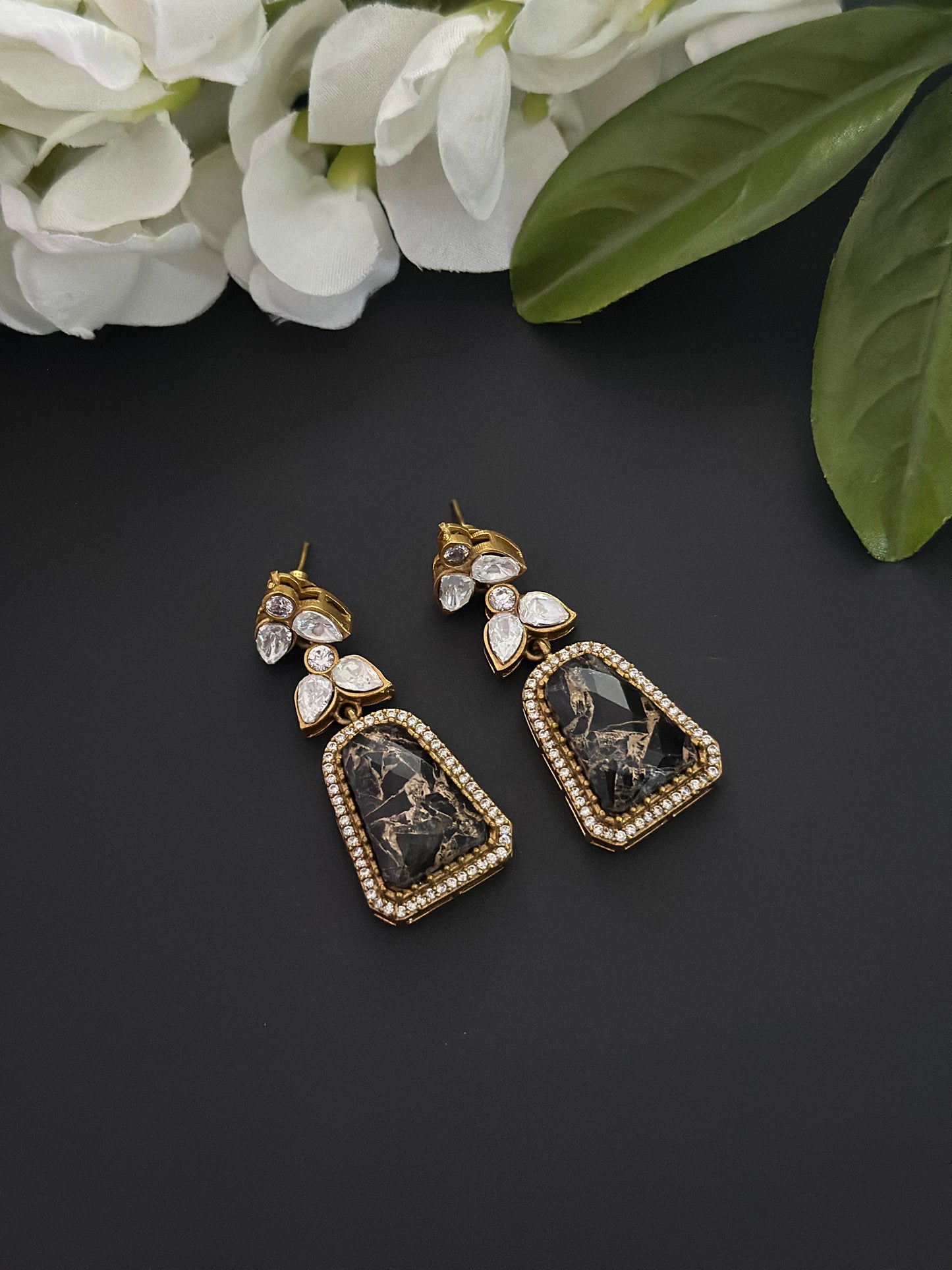 Premium earrings