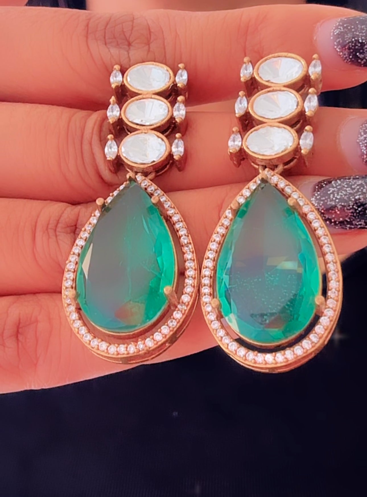 Premium necklace set