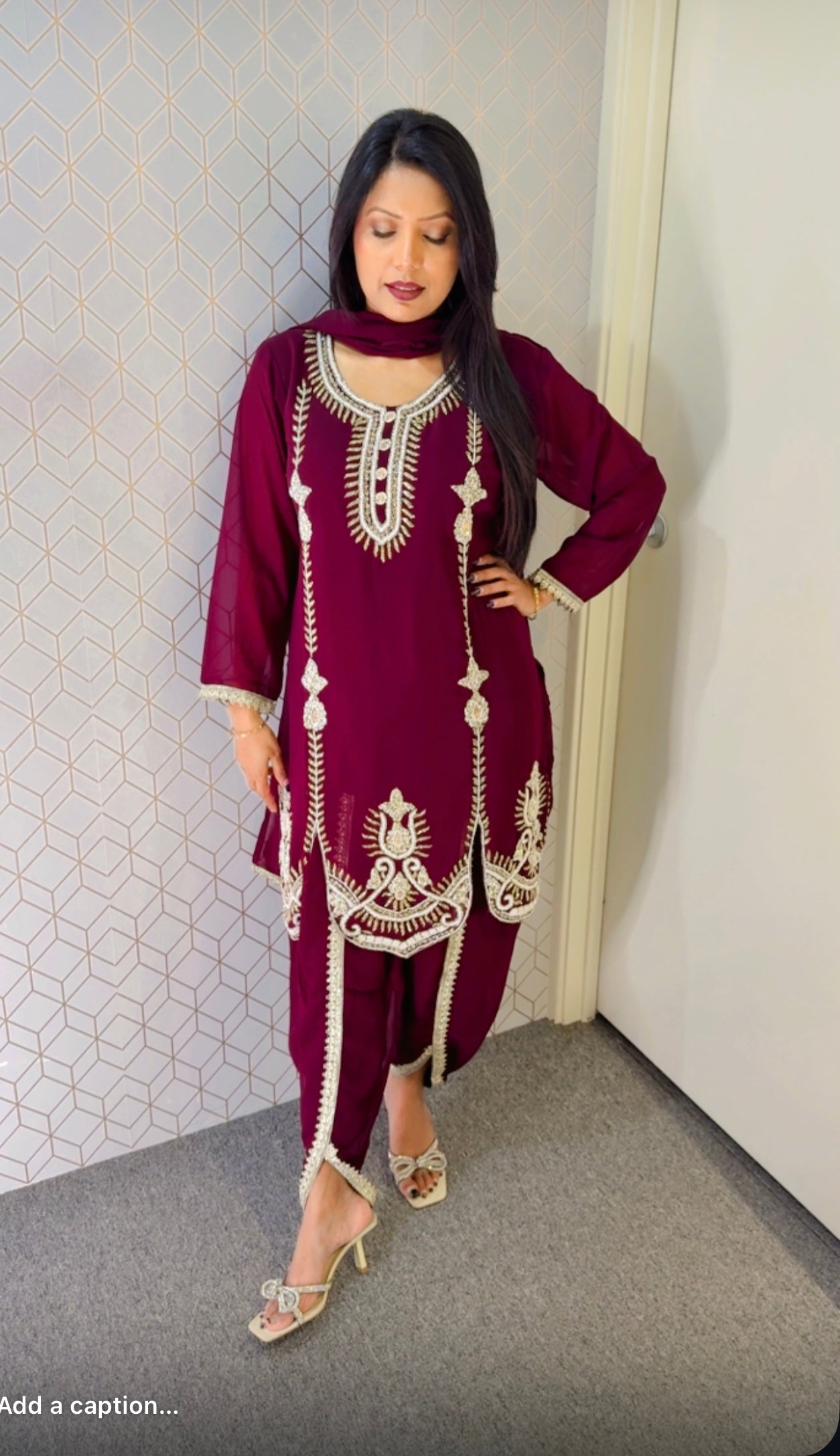 Party wear suit