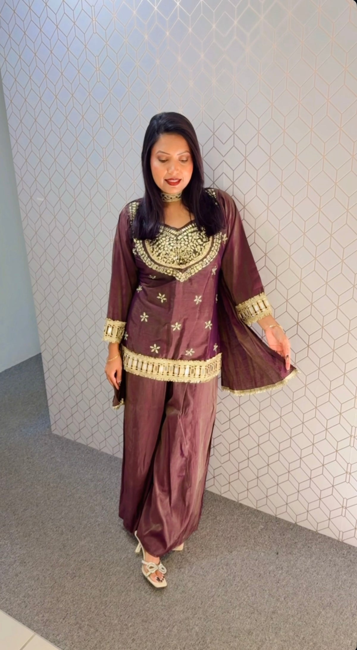 Party wear suit