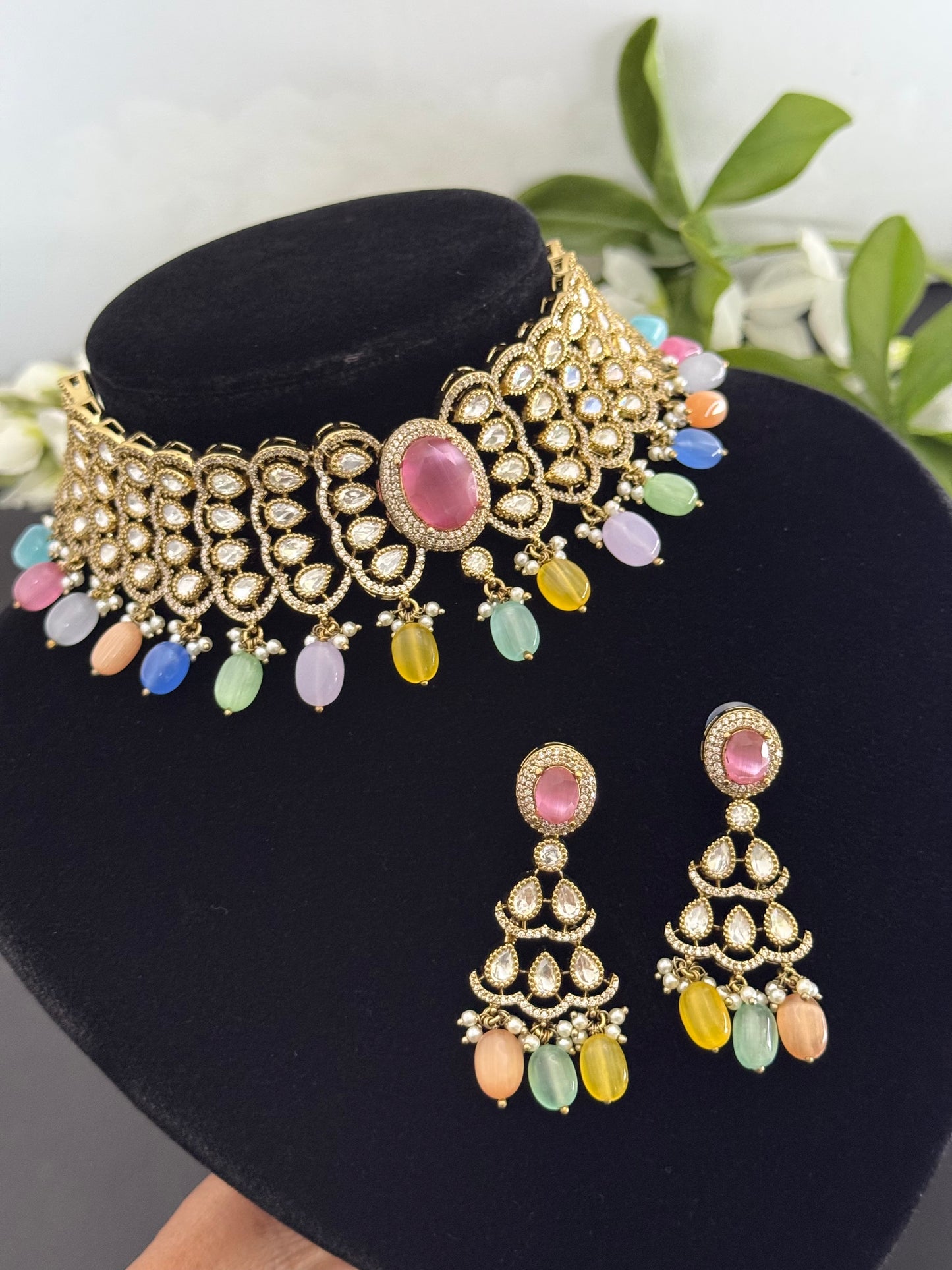 Premium choker set