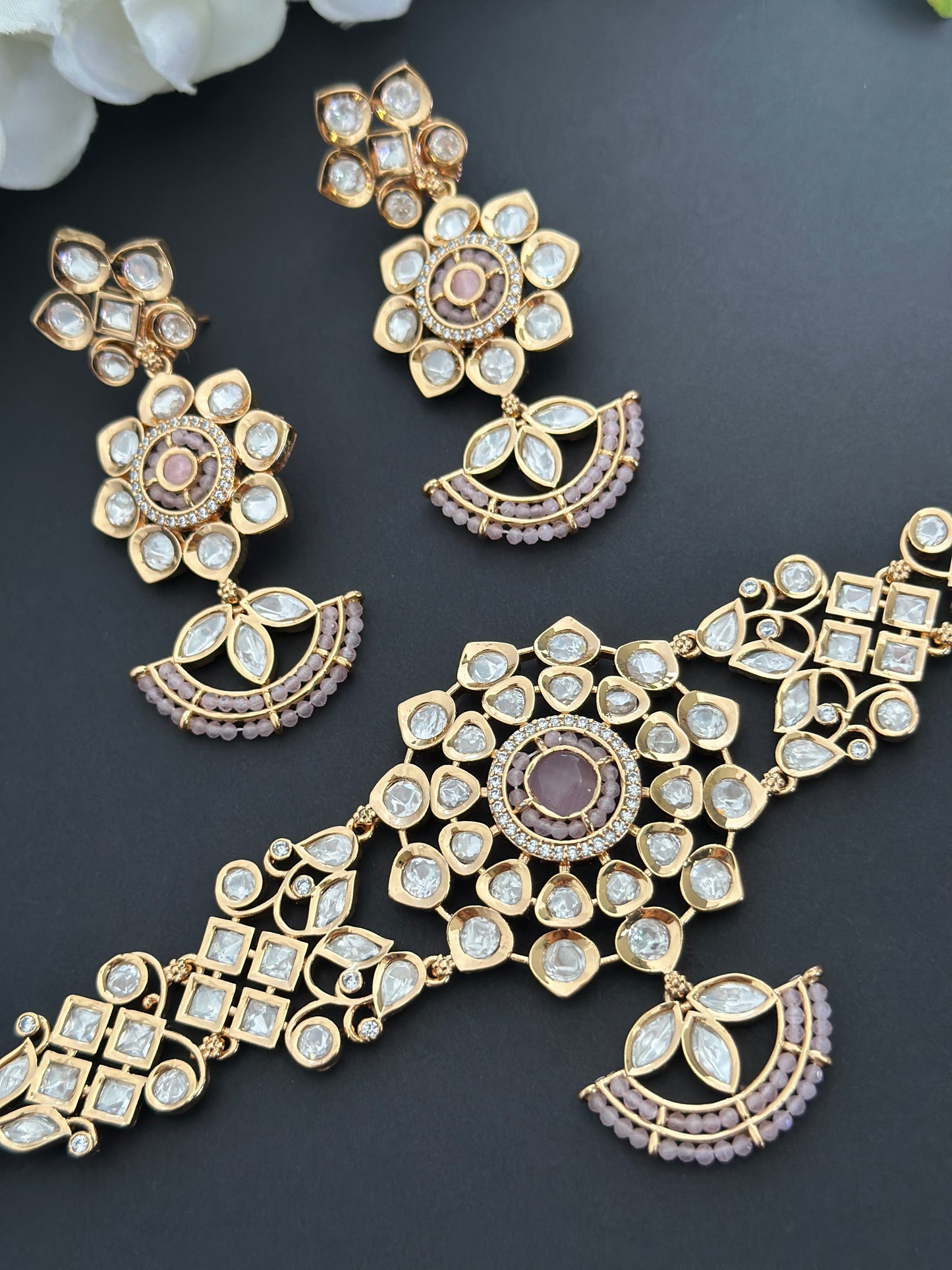 Premium necklace set