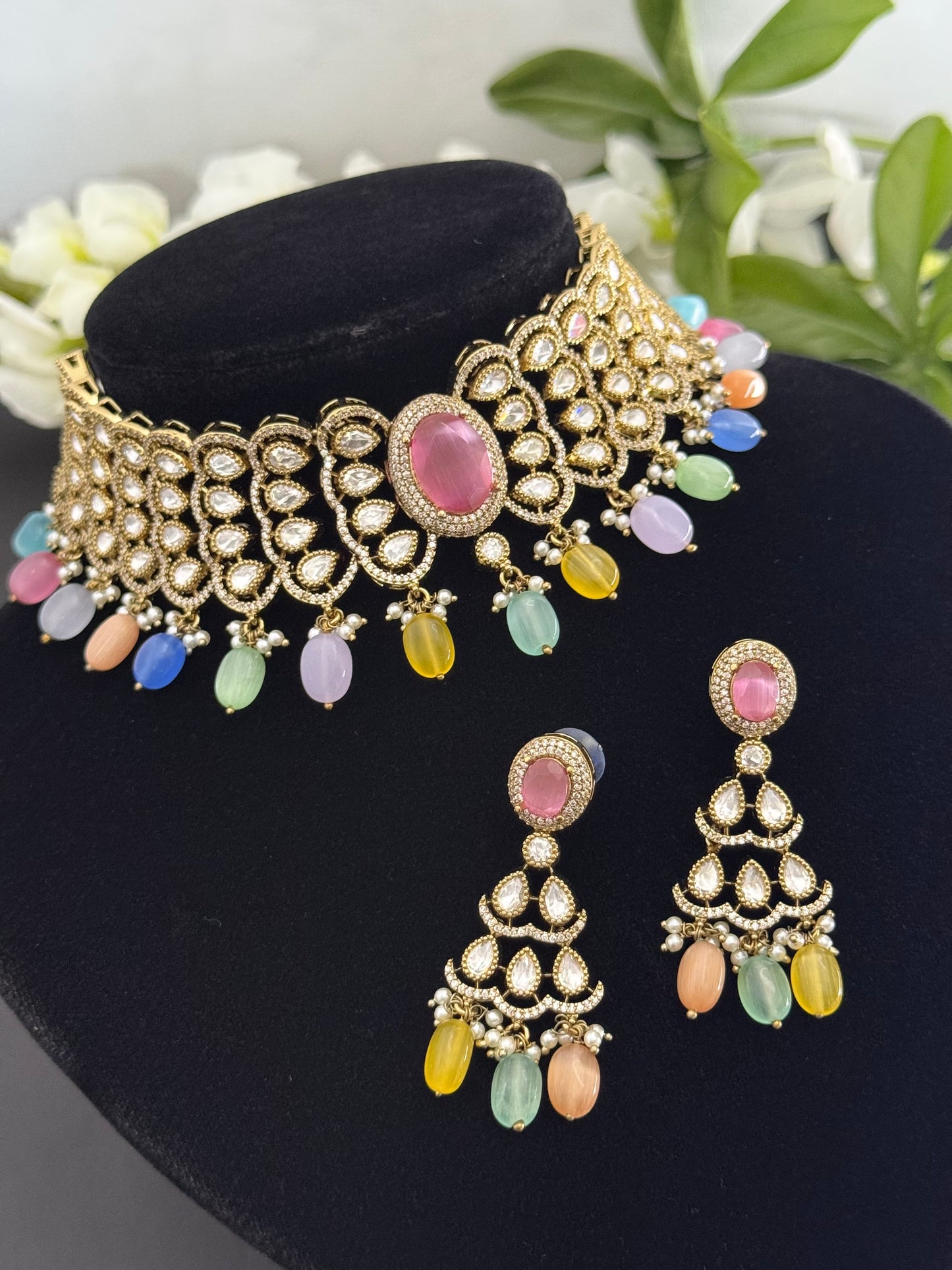 Premium choker set