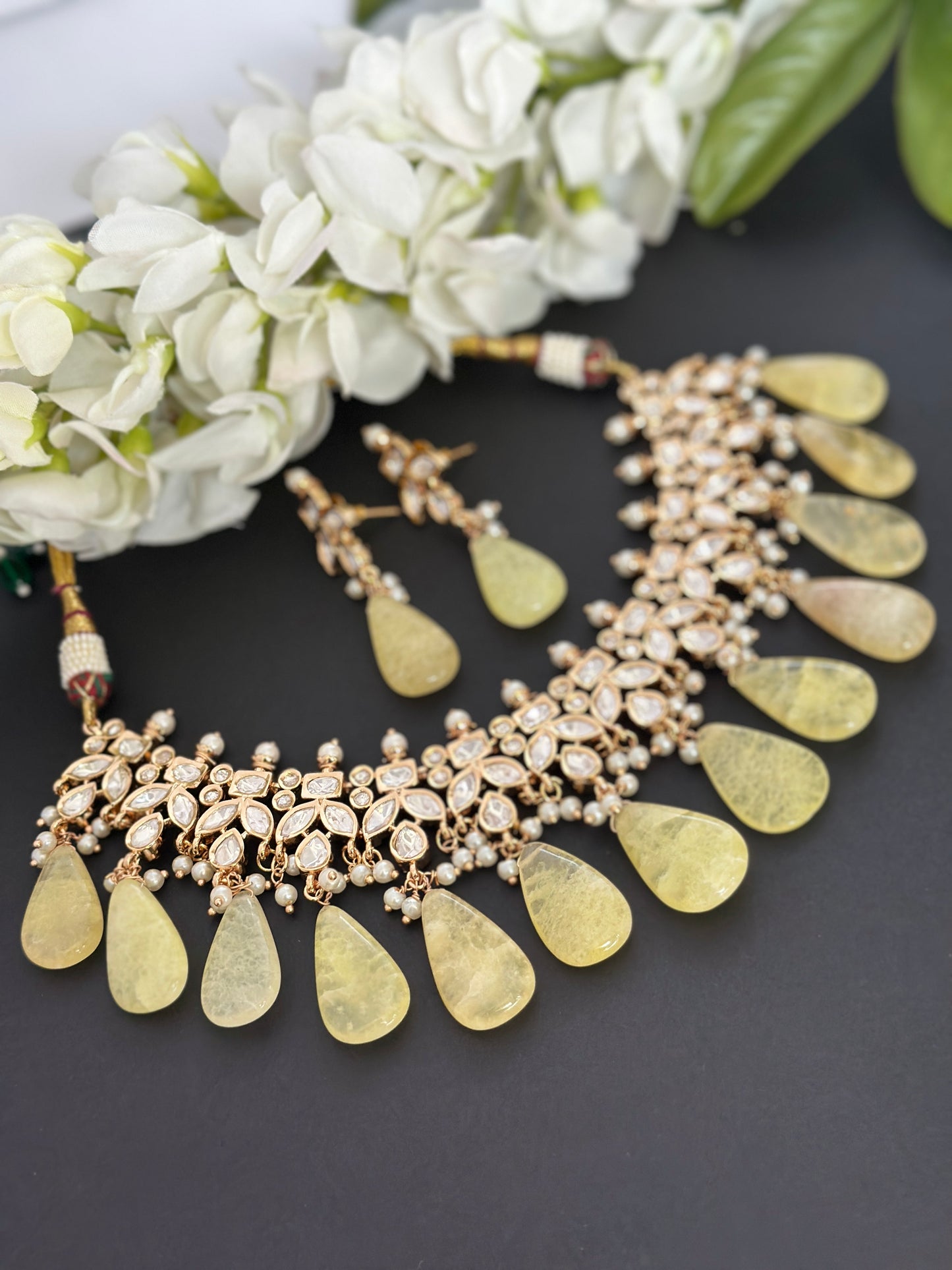 Premium necklace set