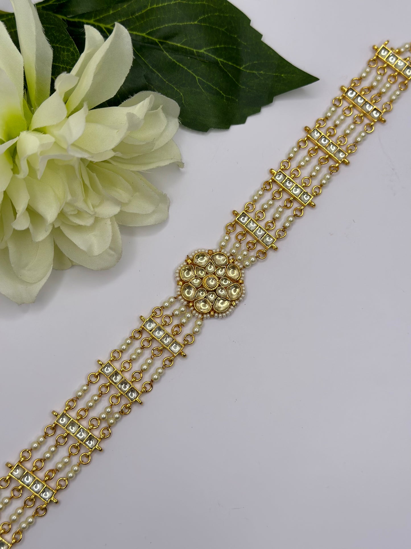 Pachi kundan sheesh phull