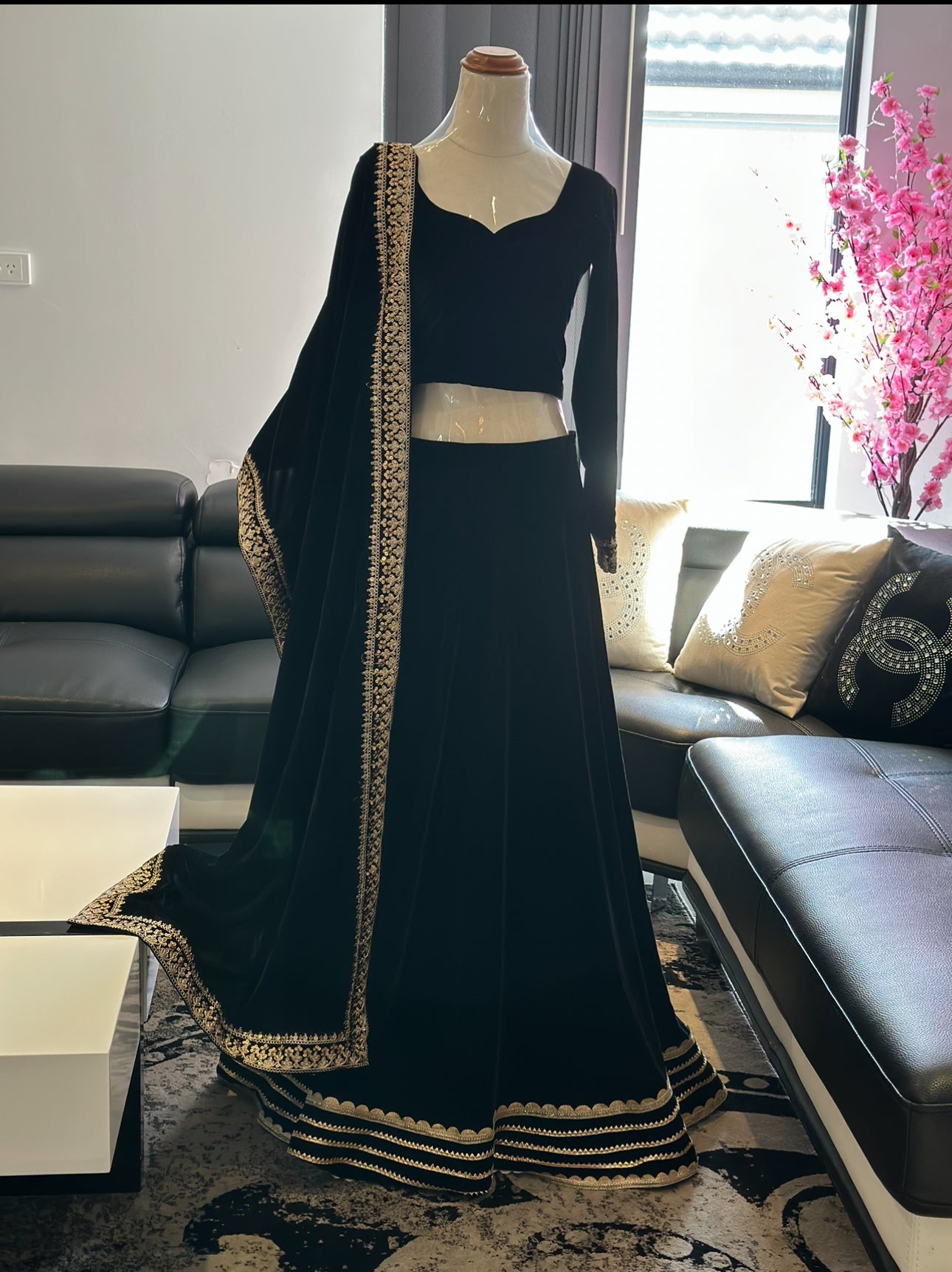 Velvet lehnga