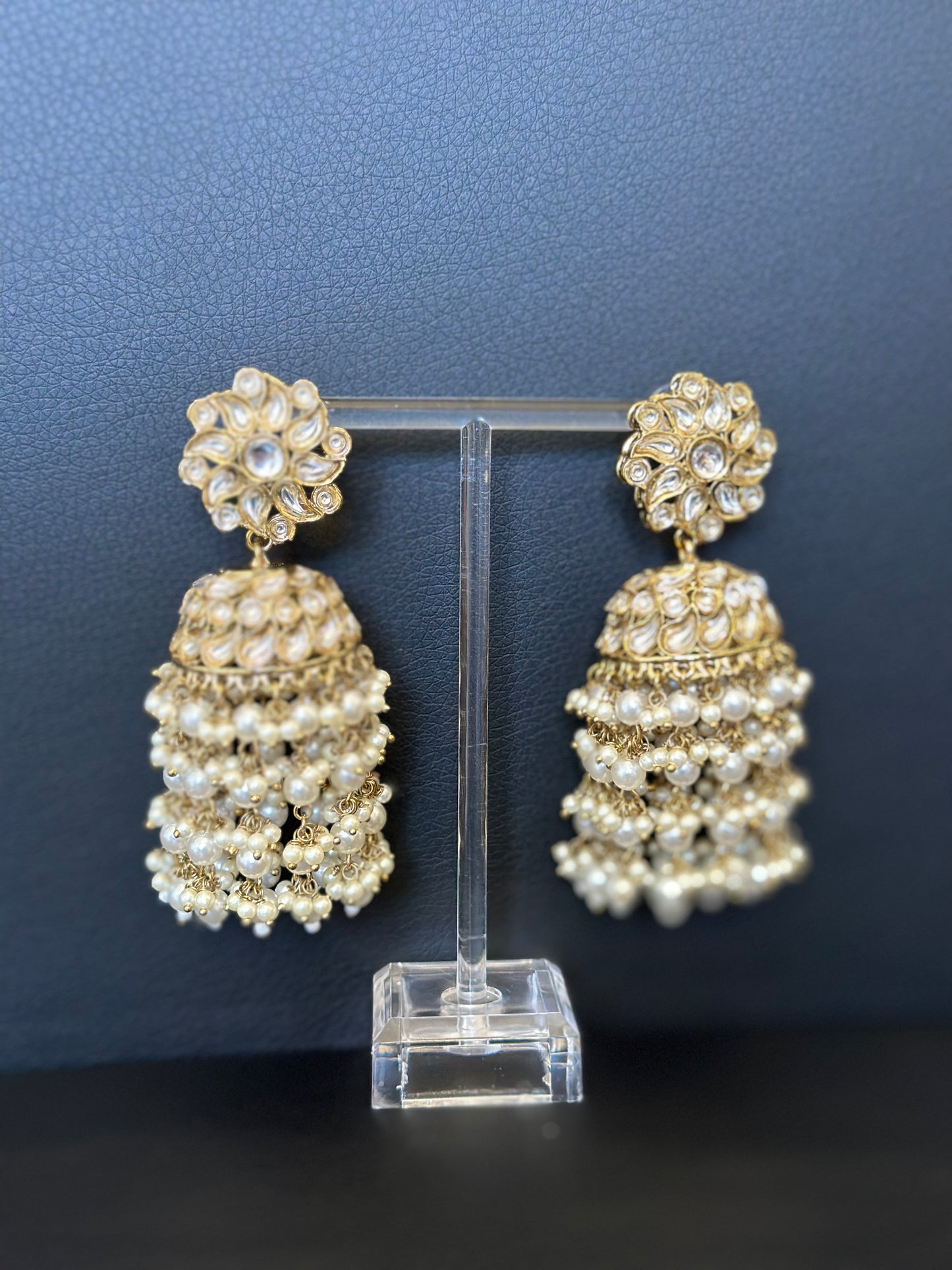 Kundan jhumki