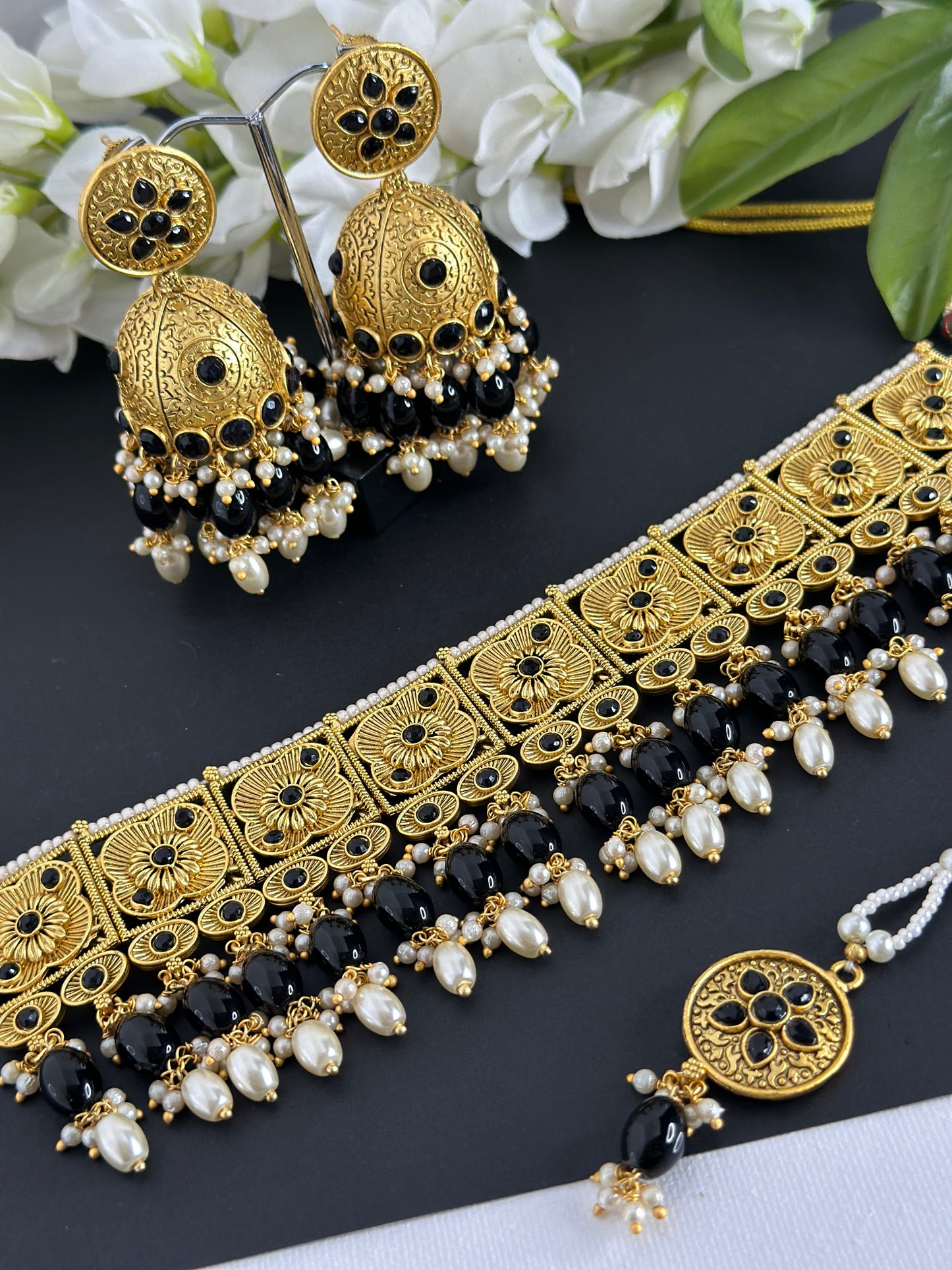 Jaisvi choker set