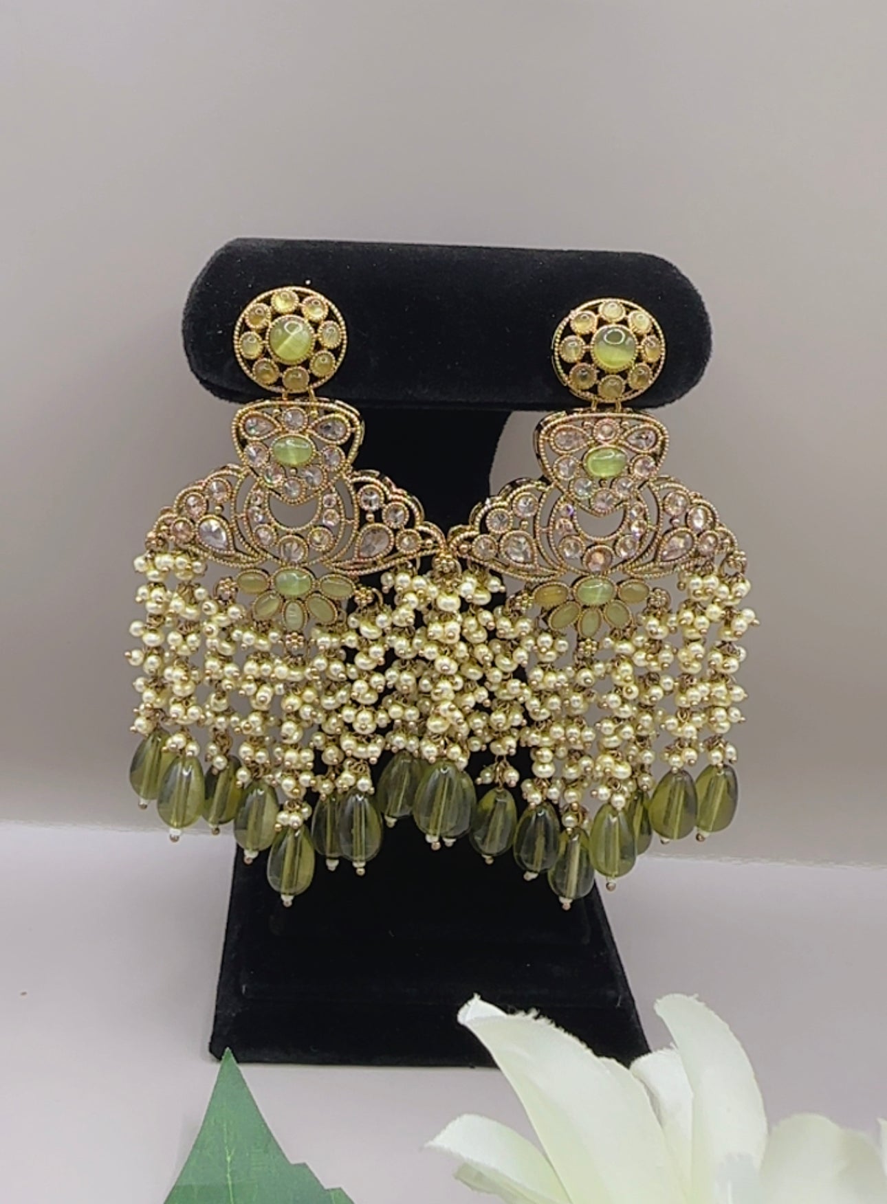 Earrings olive green colour