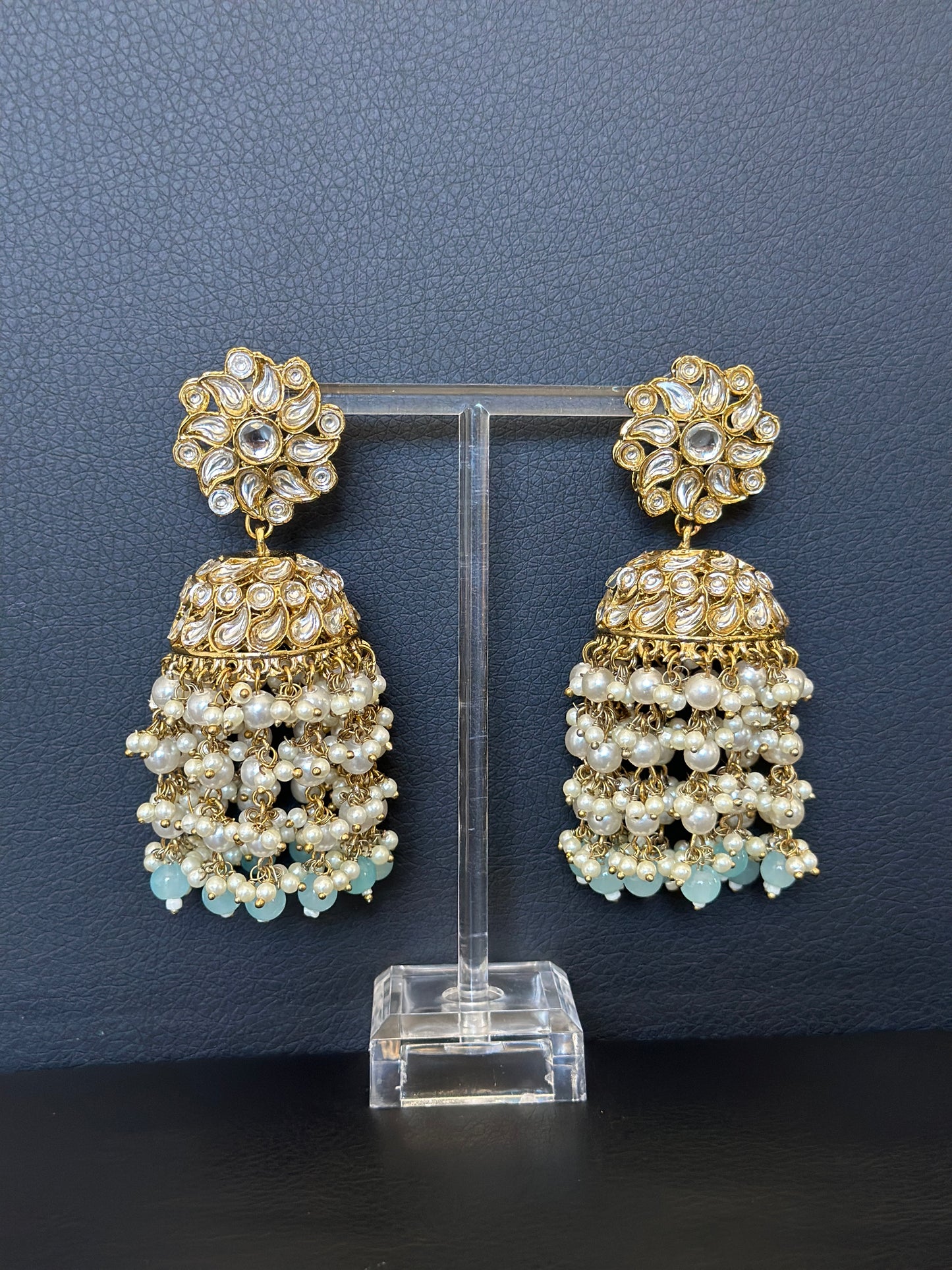 Kundan jhumki