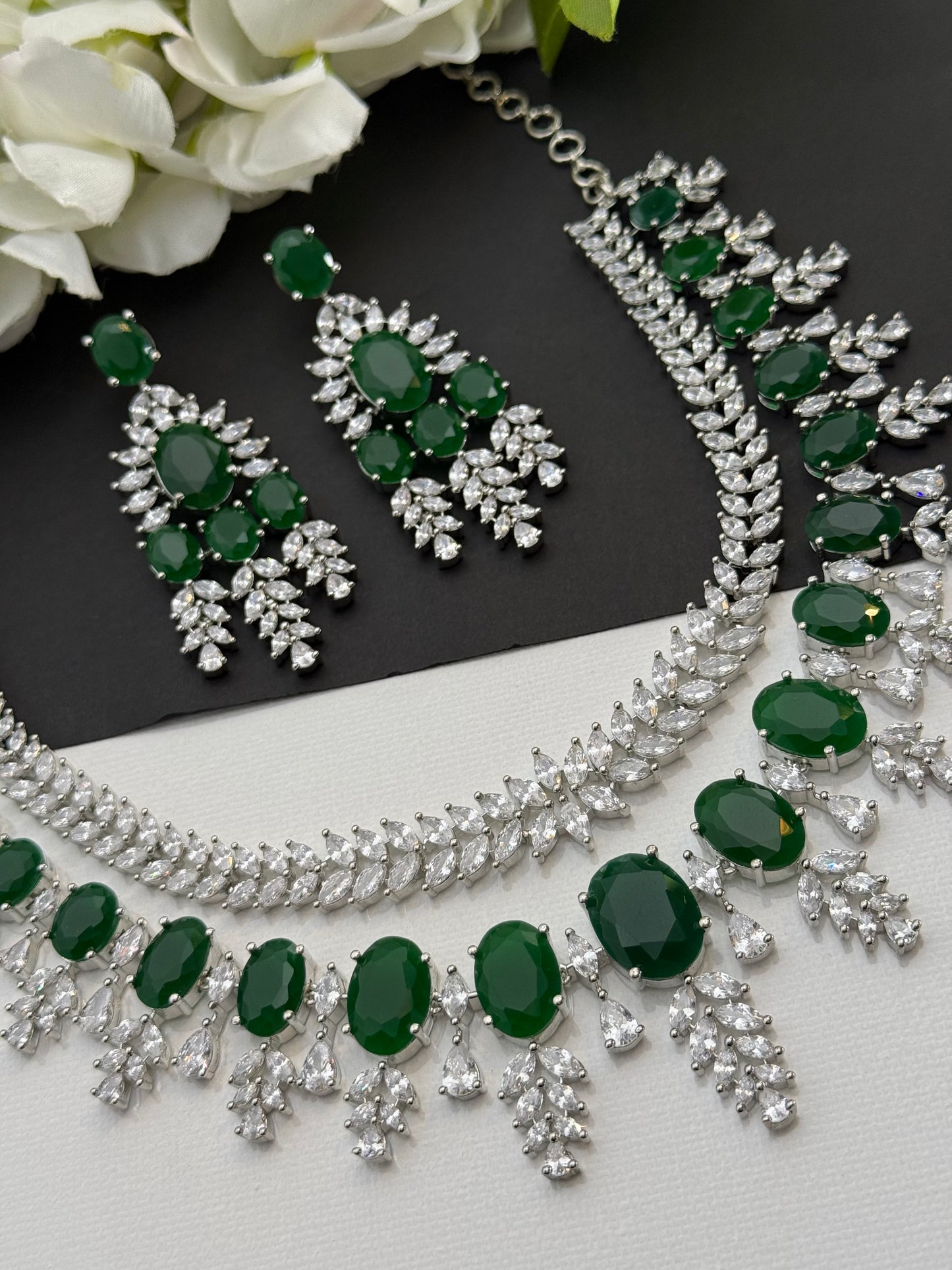 Necklace set