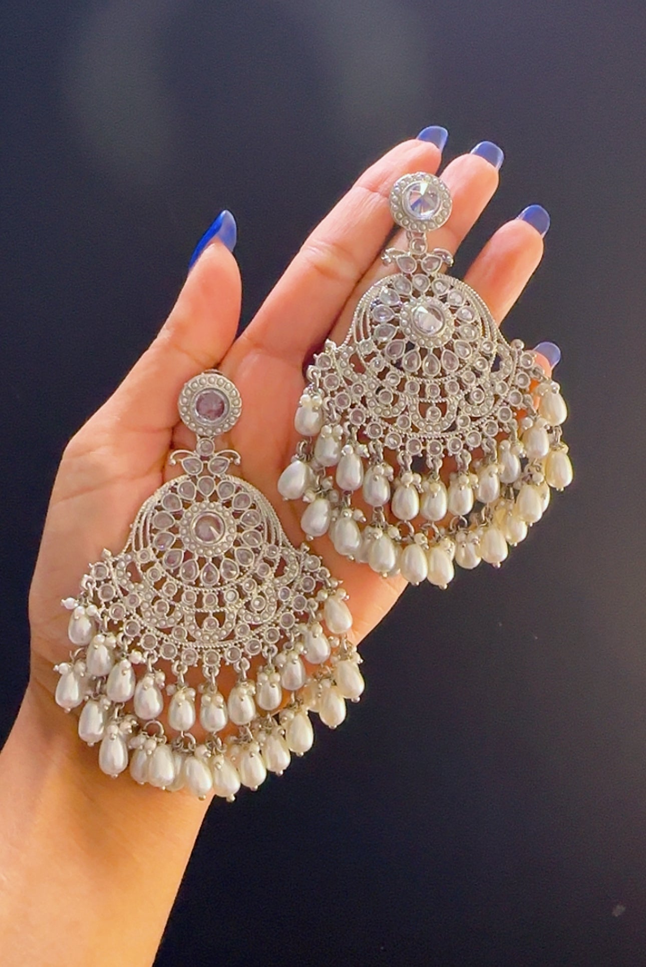 Tikka set silver white