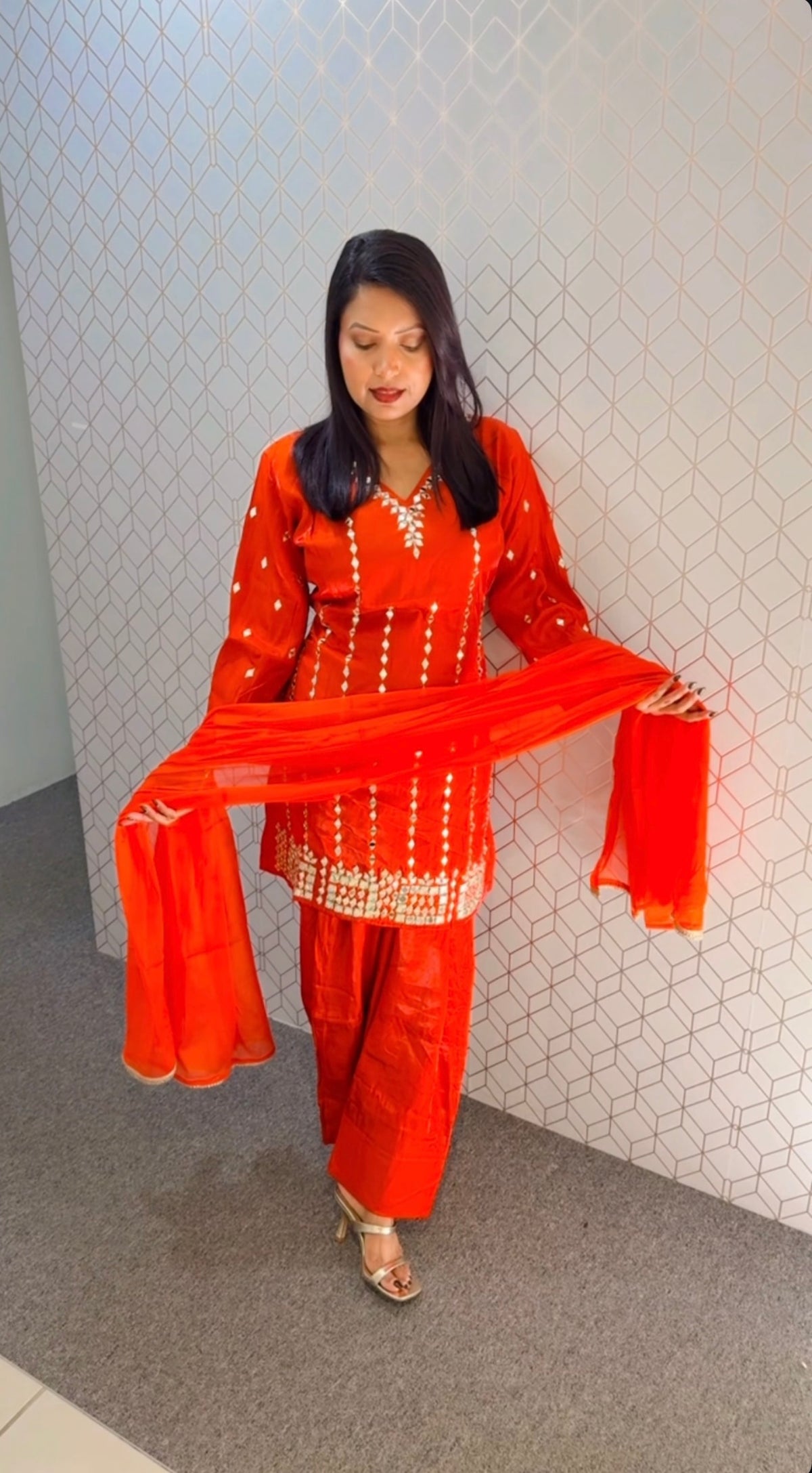 Party wear suit