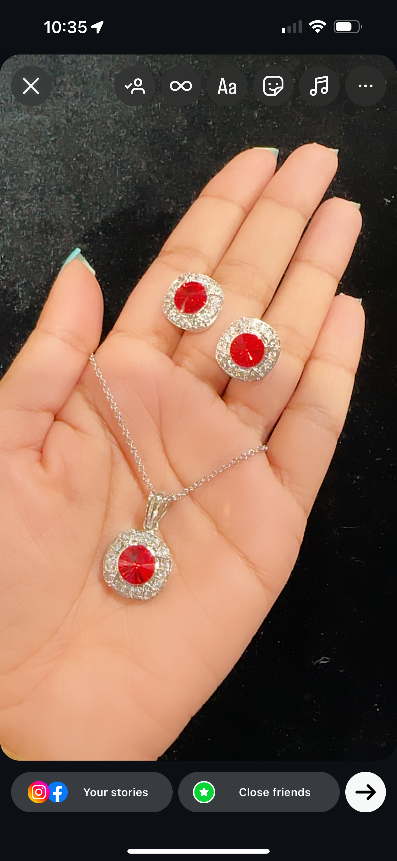 Pendant set