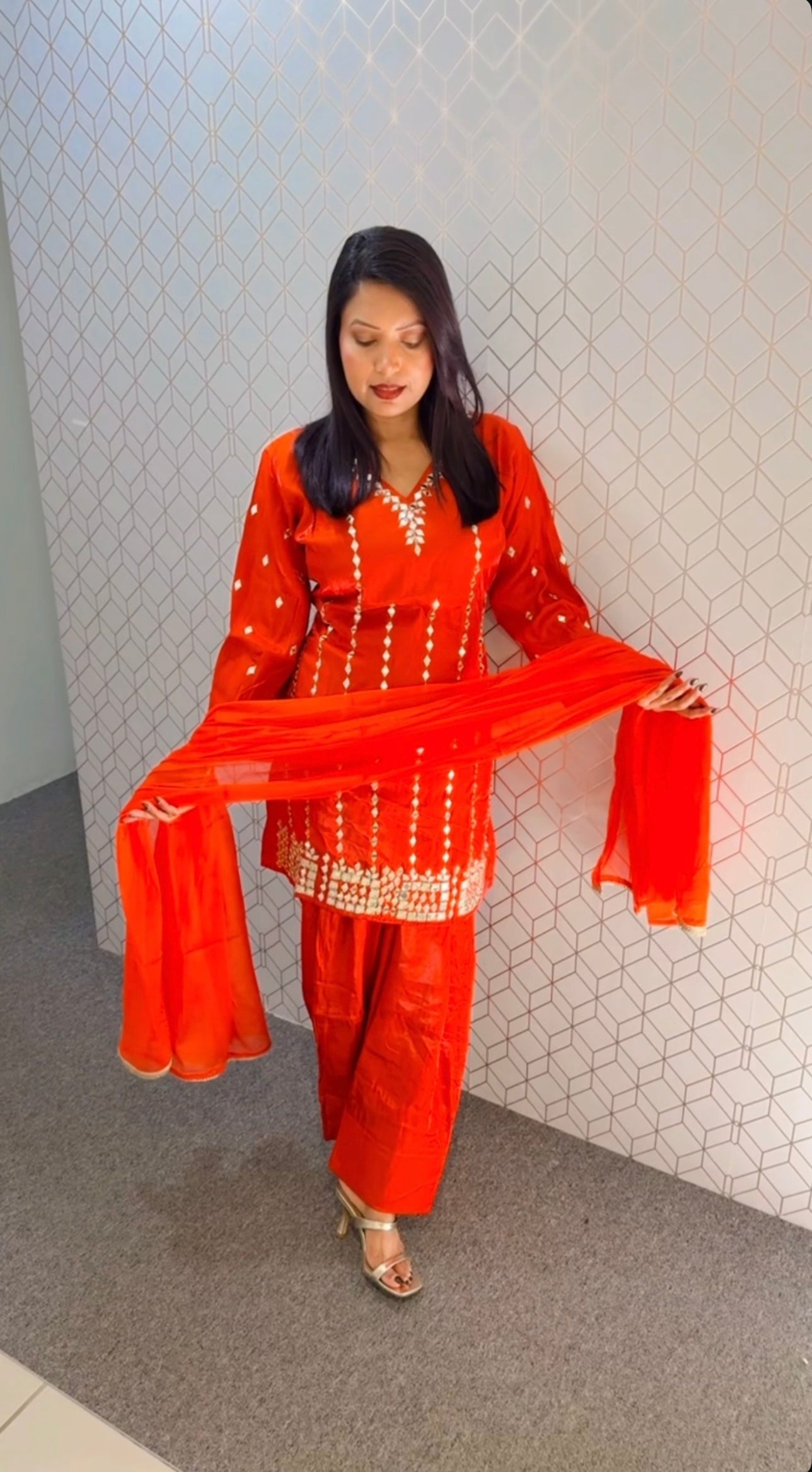 Party wear suit