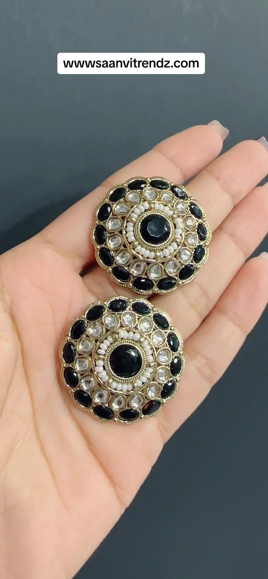 Kundan studs black
