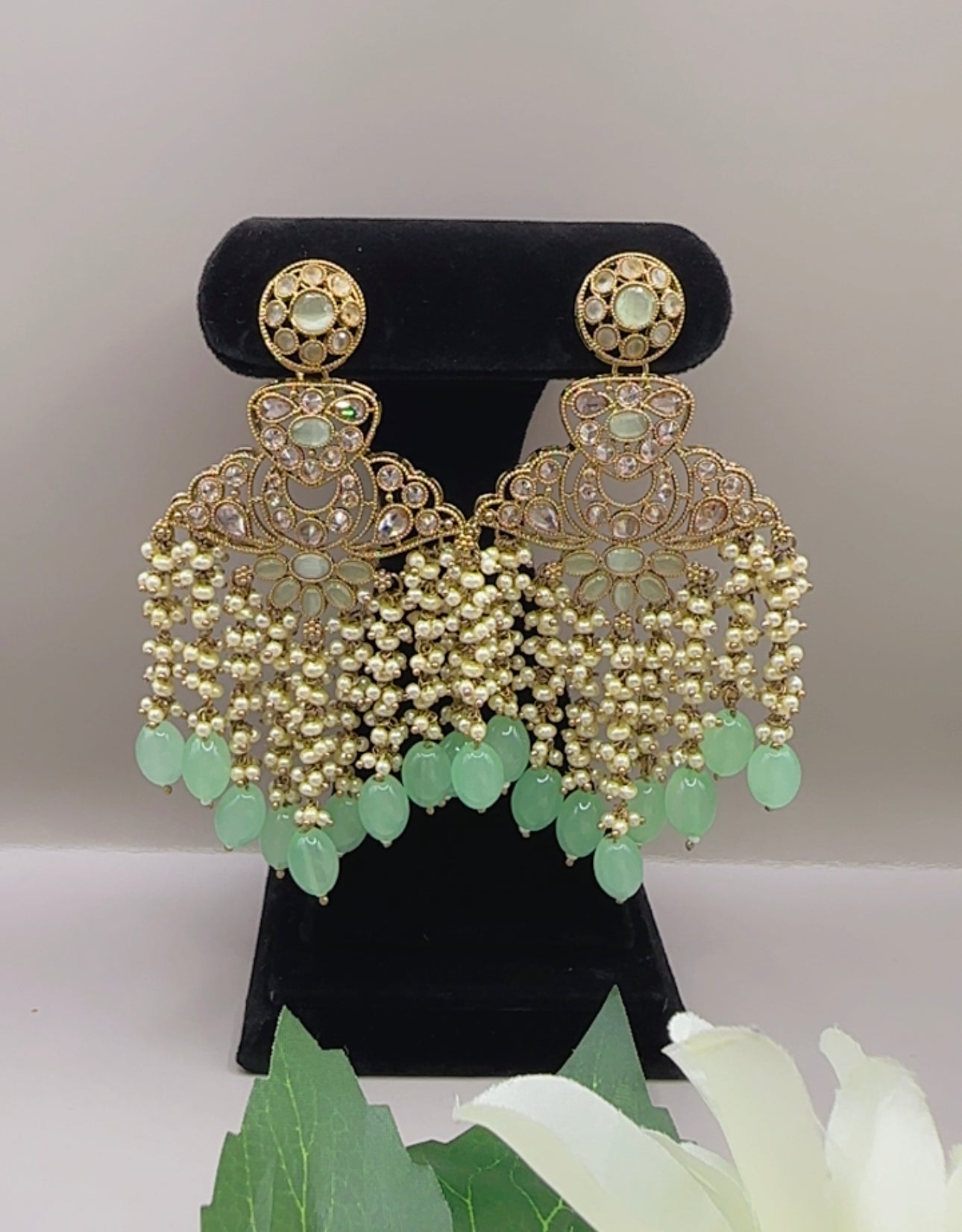 Earrings mint colour