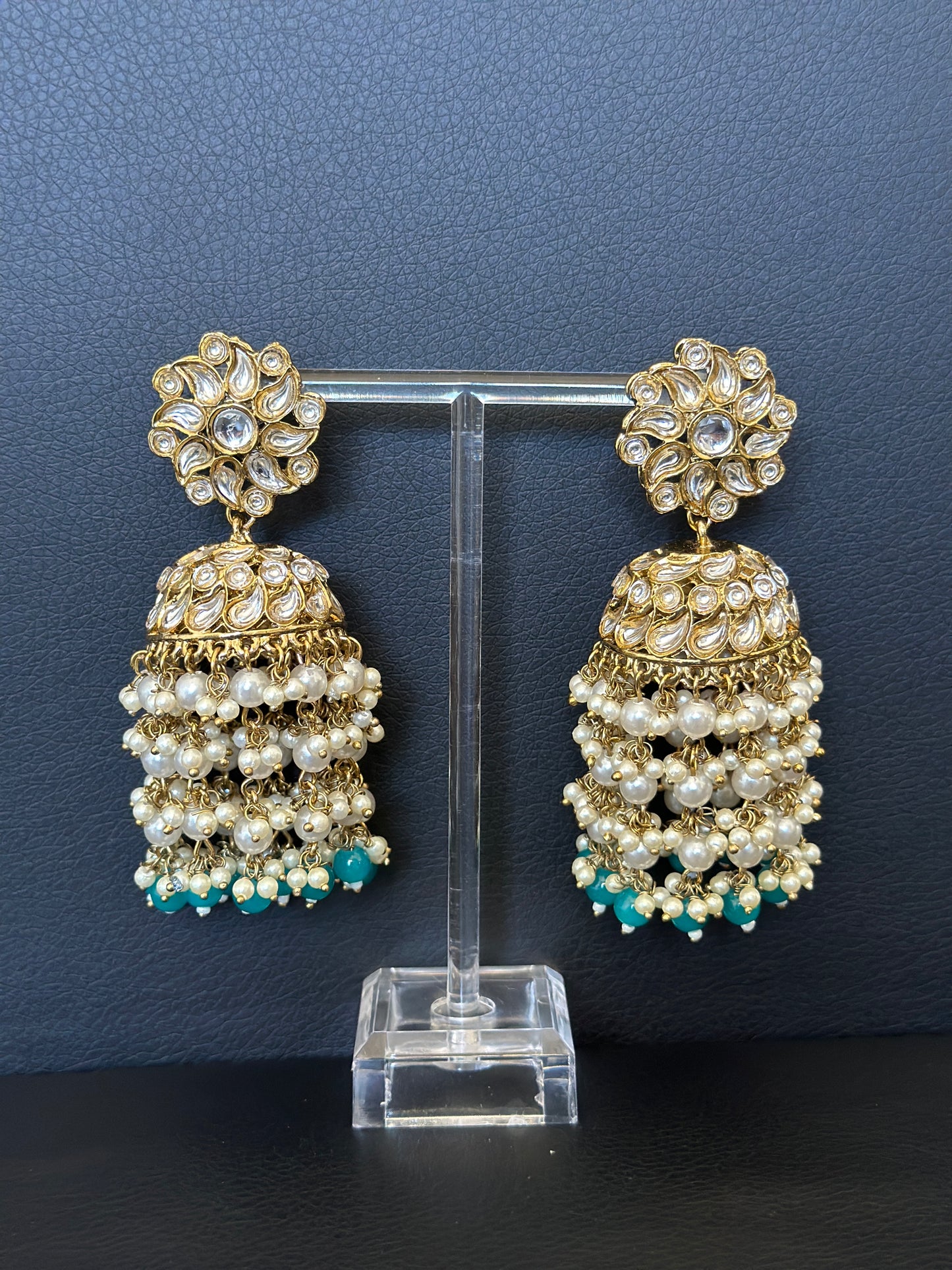 Kundan jhumki