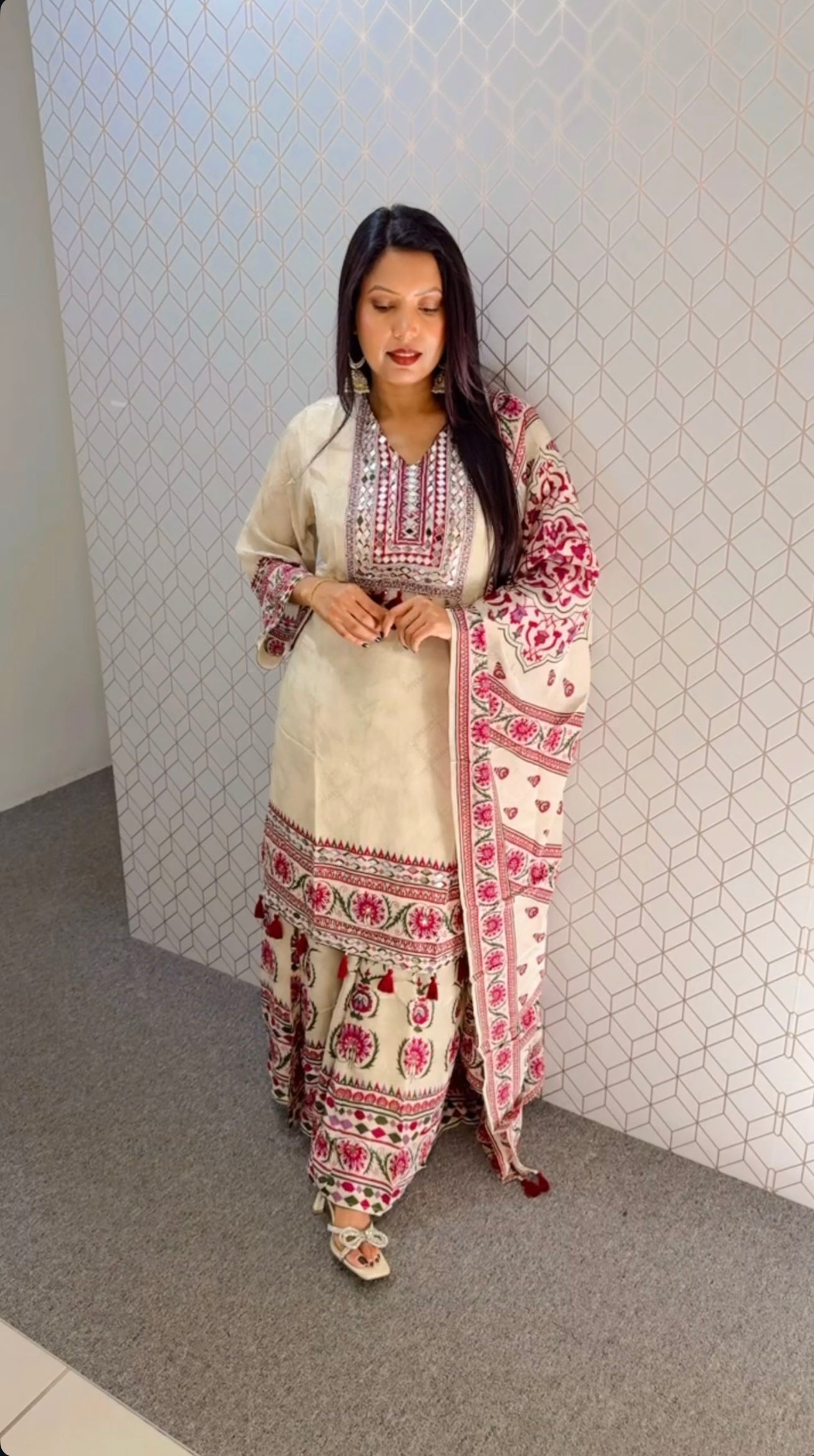 Party wear suit