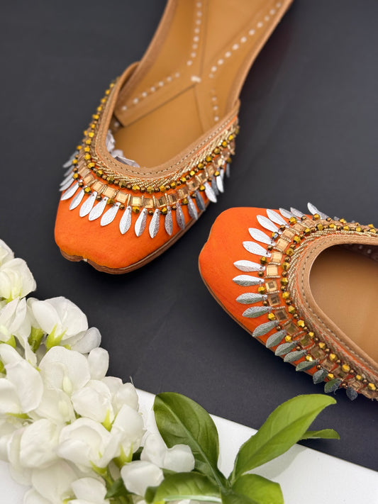 Orange punjabi jutti