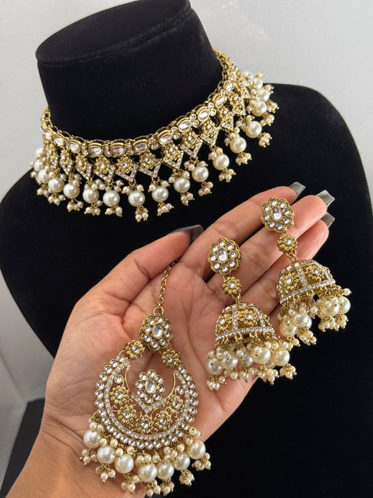 Choker set