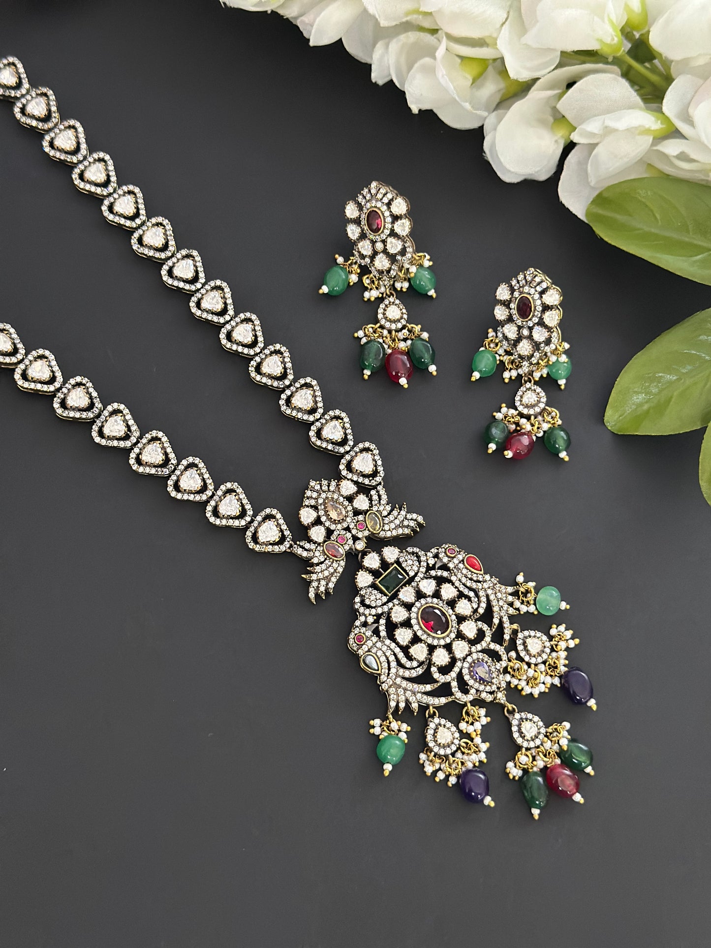 Premium necklace set