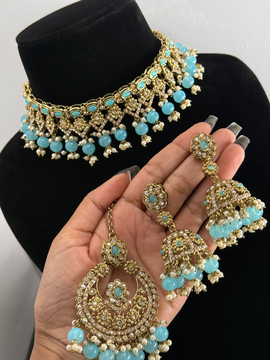 Choker set
