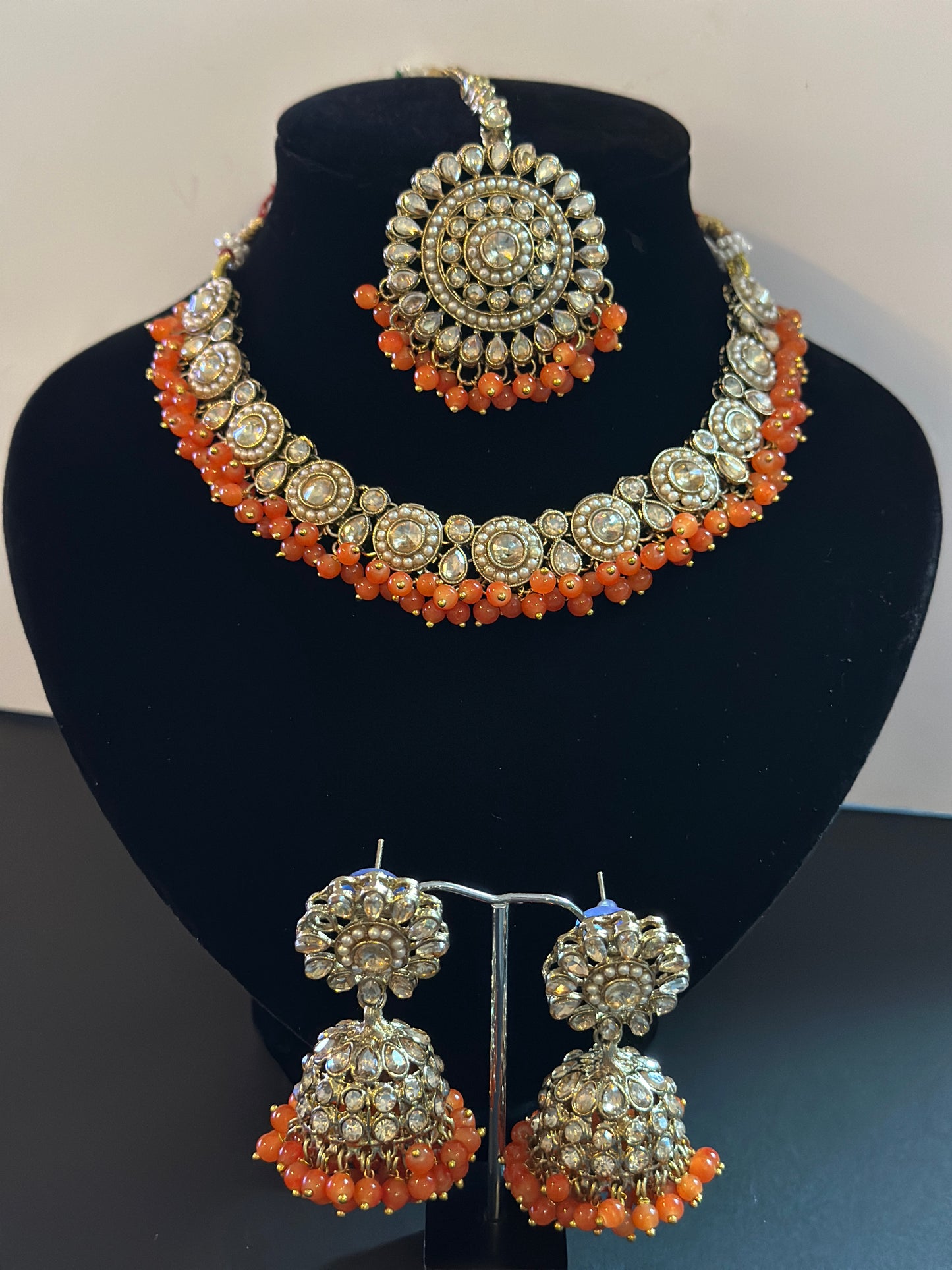 Necklace set orange