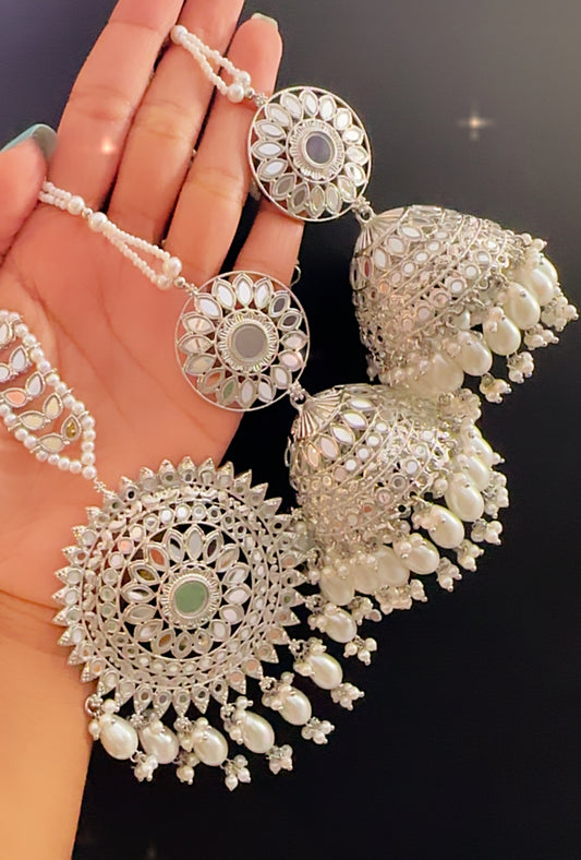 Jhumki tikka set silver white