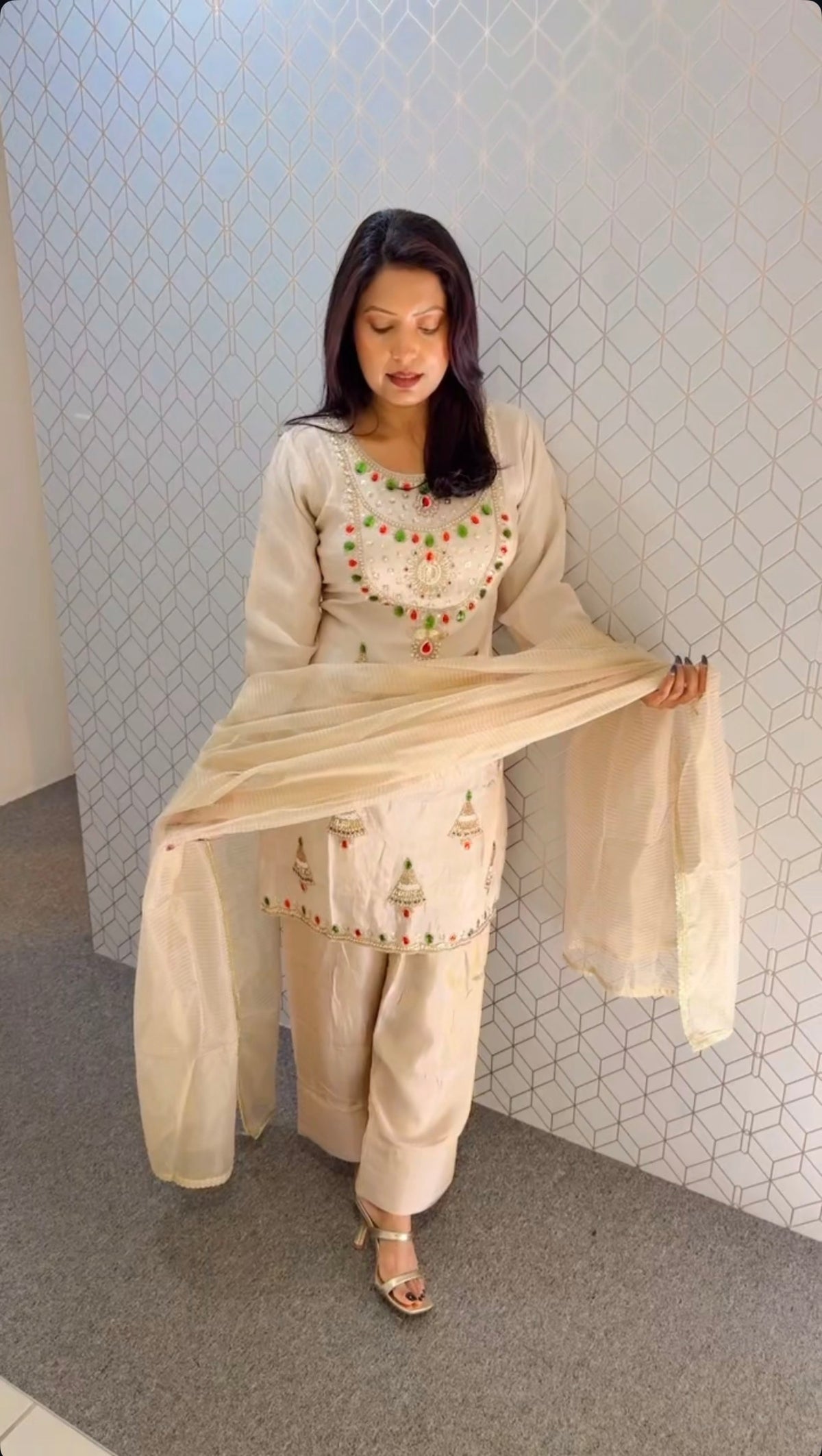 Party wear suit