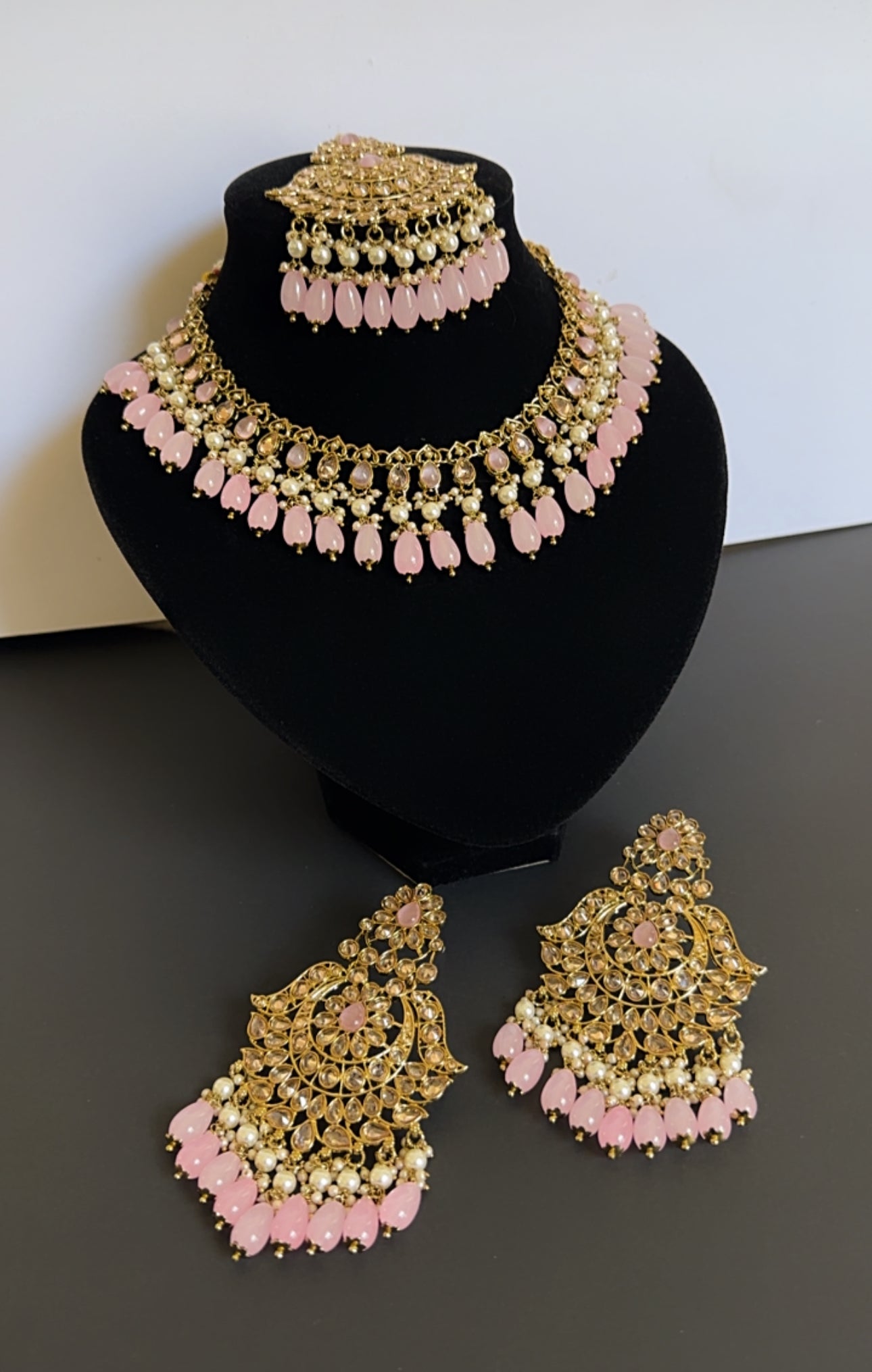 Necklace set pink