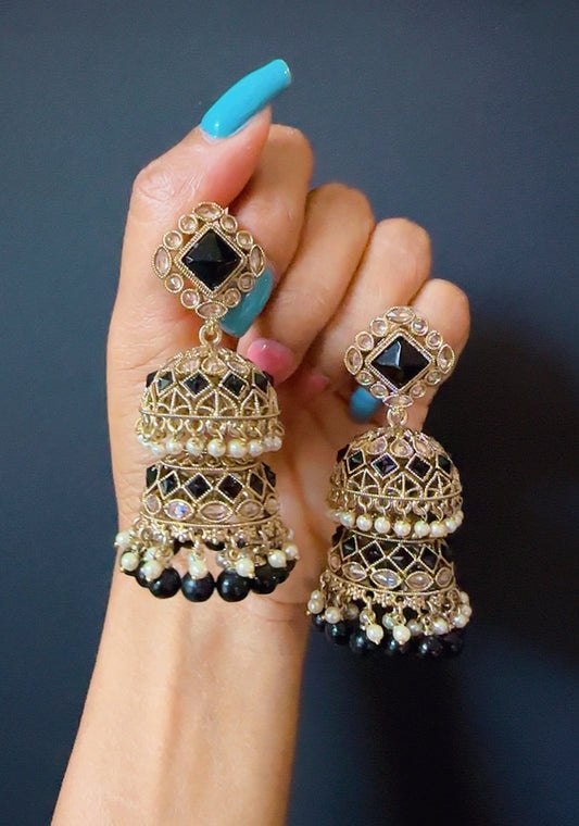 Jhumki black