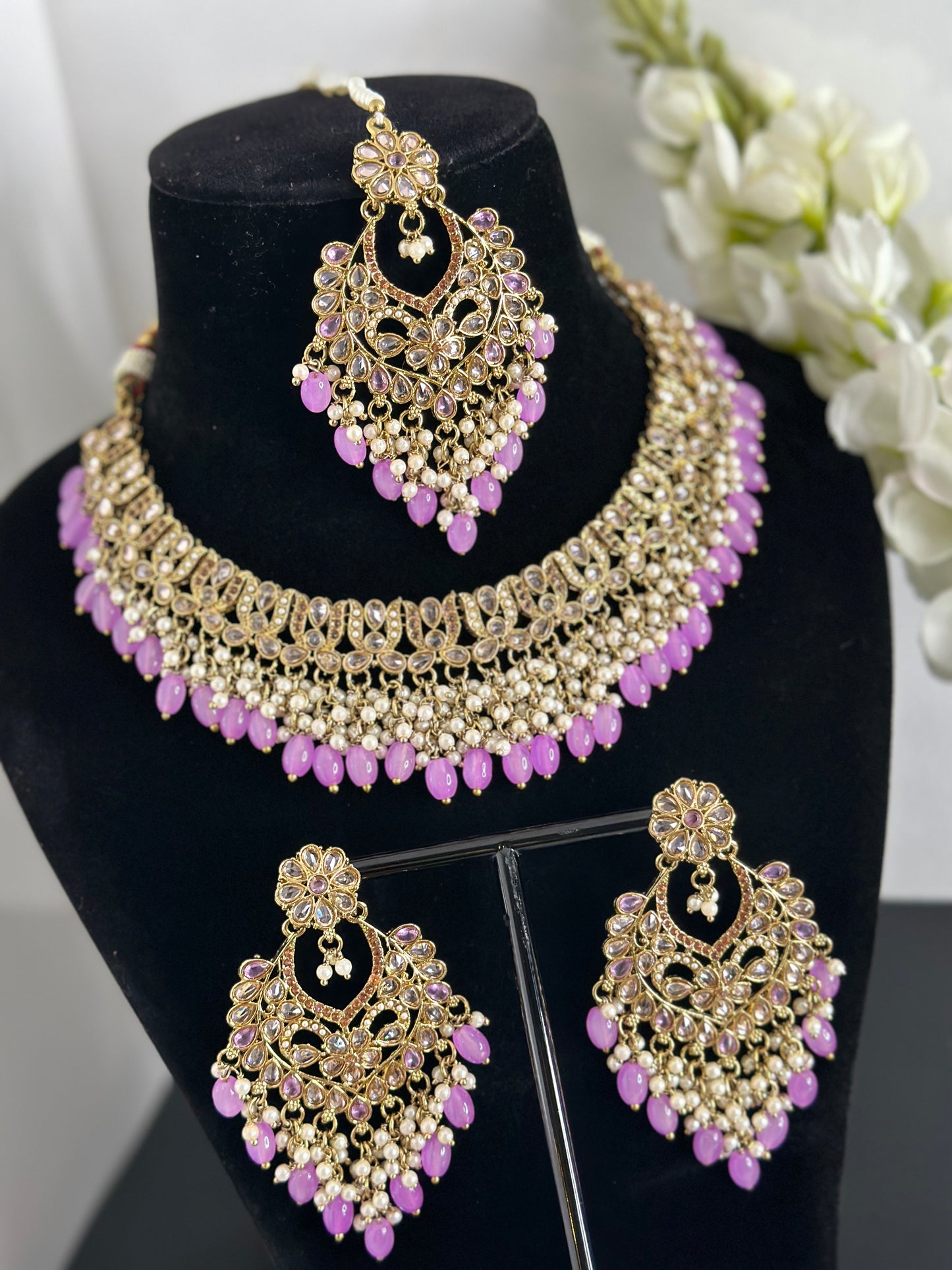 Saanvi necklace set