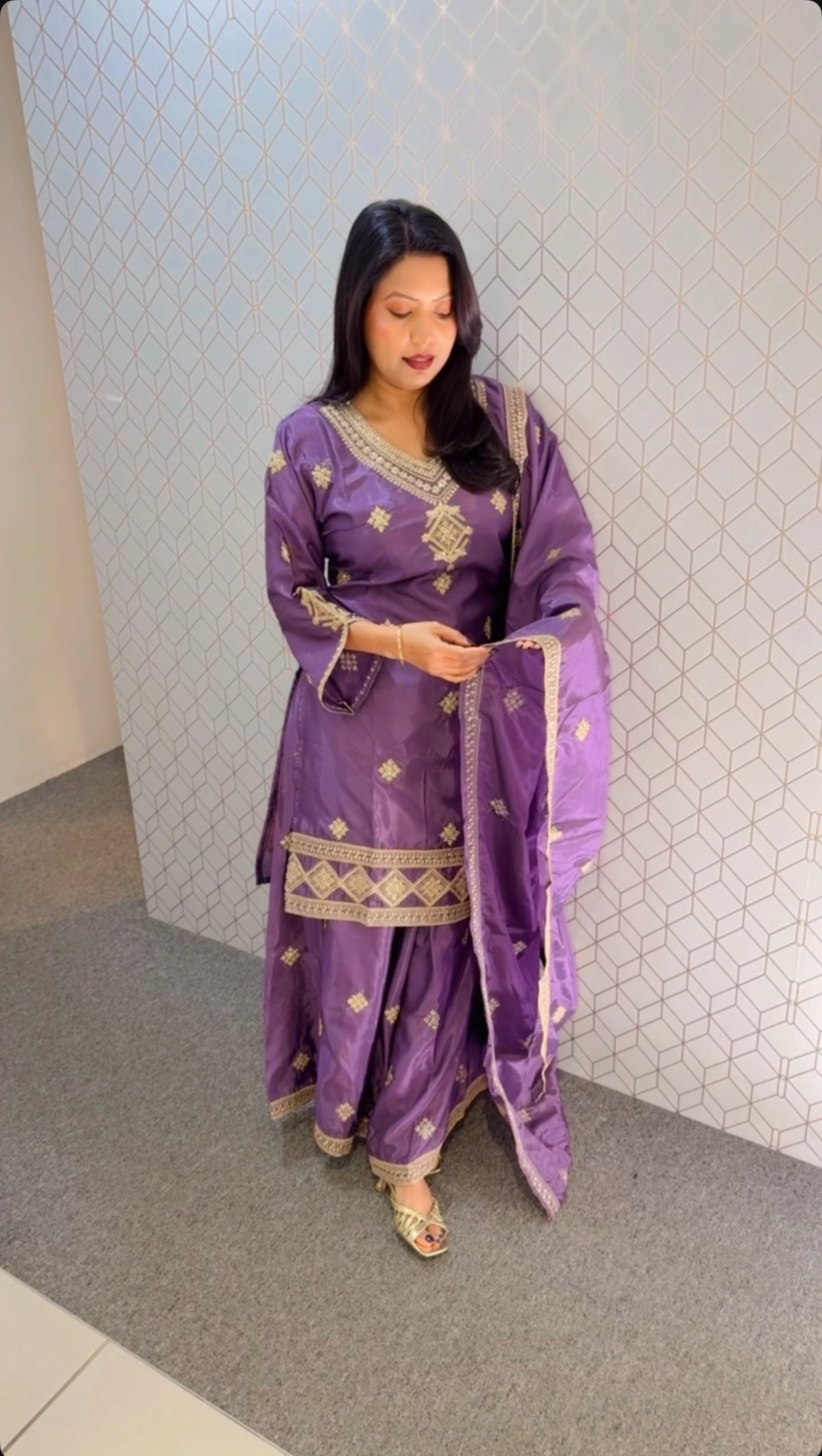 Party wear suit