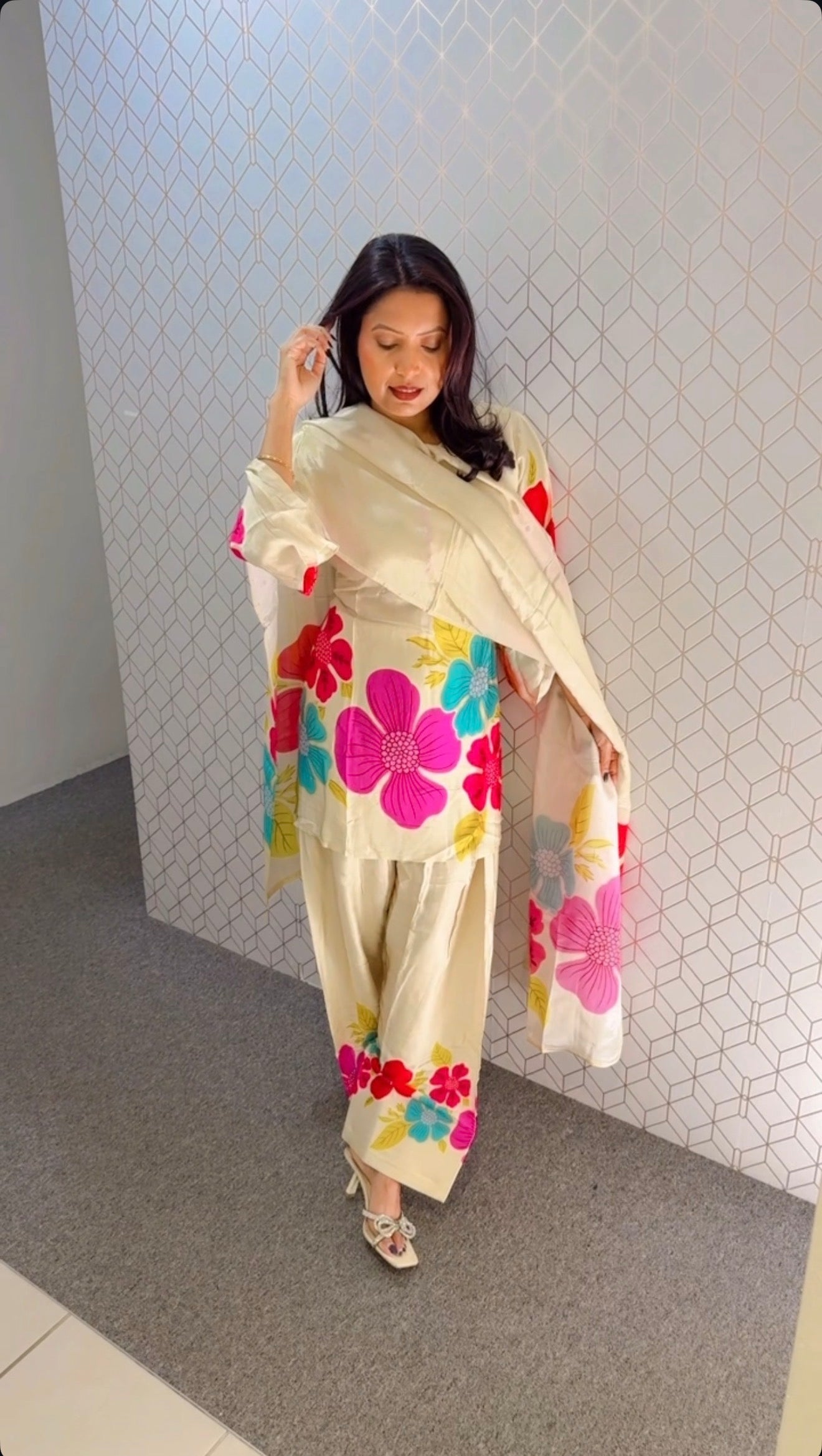 Party wear suit