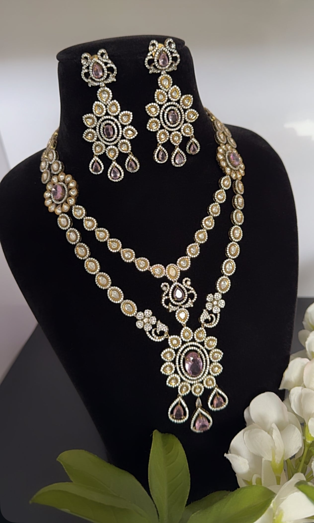 Premium necklace set