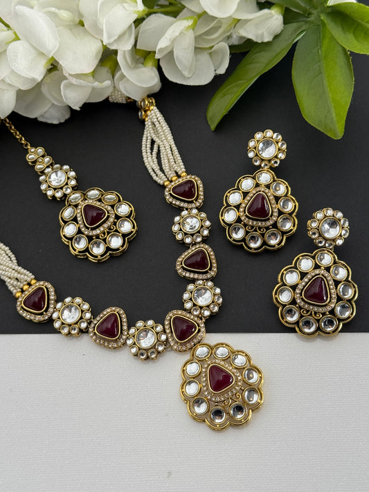 Kundan necklace set
