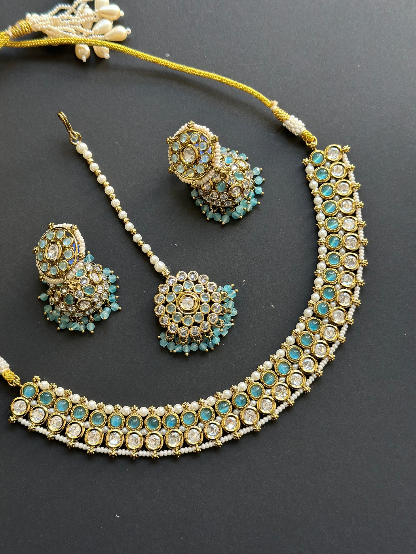 Kundan necklace with jhumki tikka