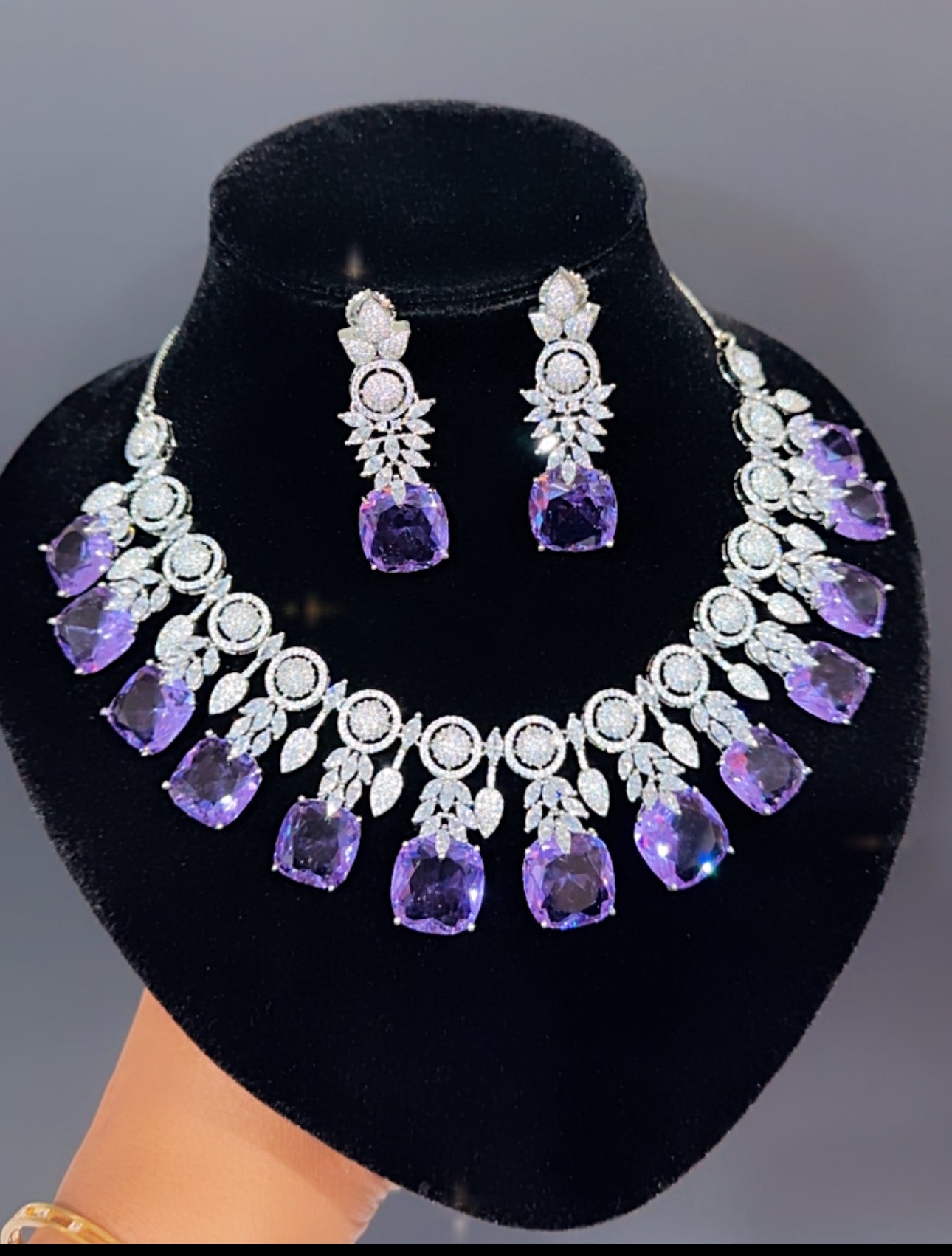 Necklace set