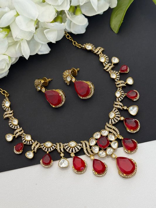 Premium necklace set
