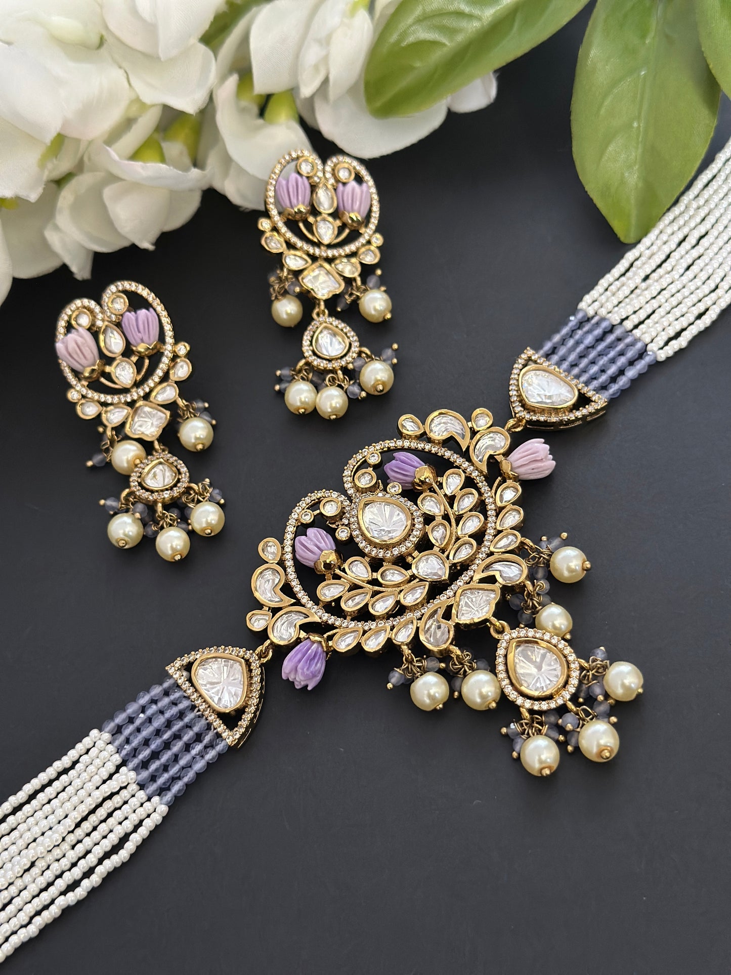 Premium choker set