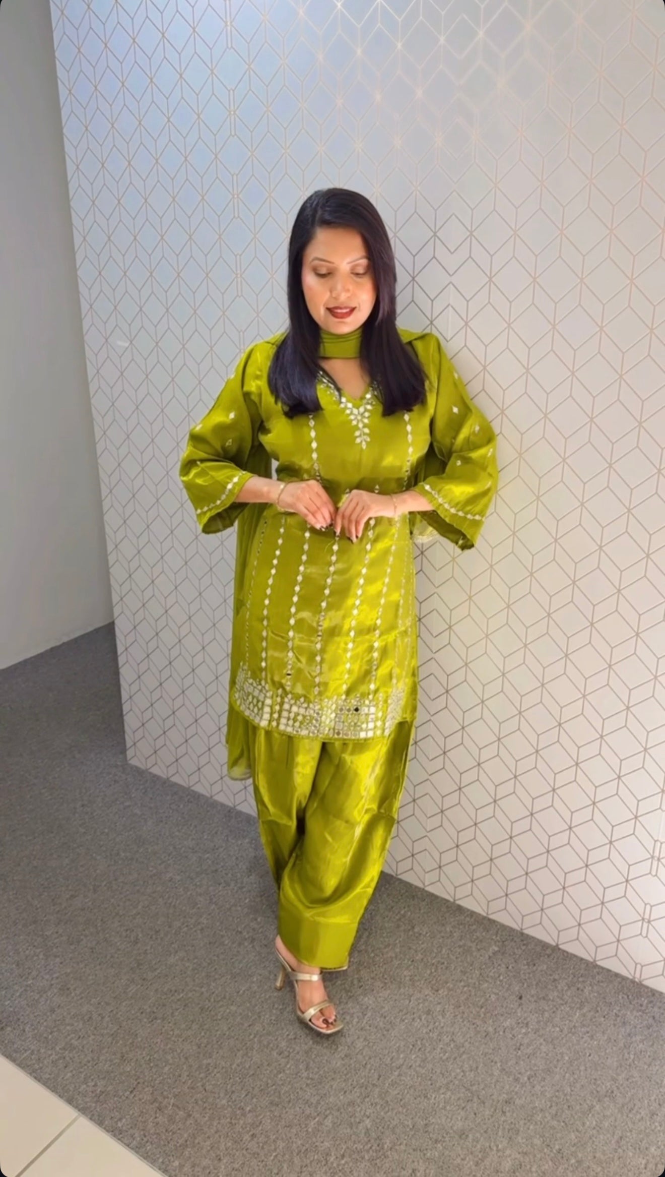 Party wear suit