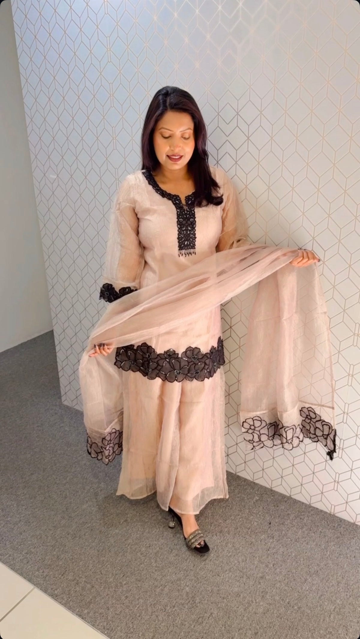 Party wear suit