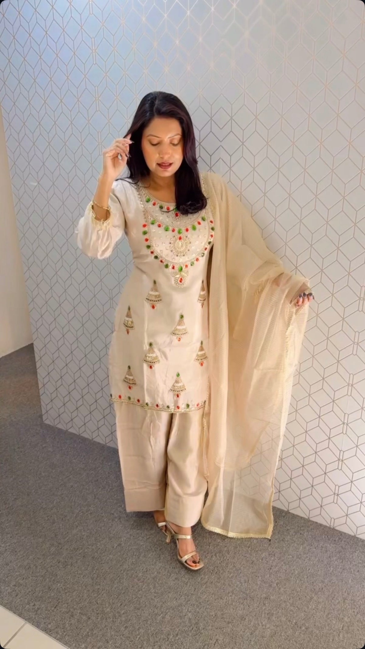 Party wear suit