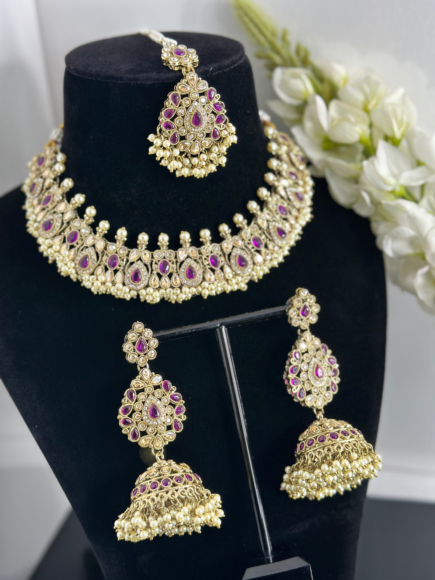 Shreya necklace set