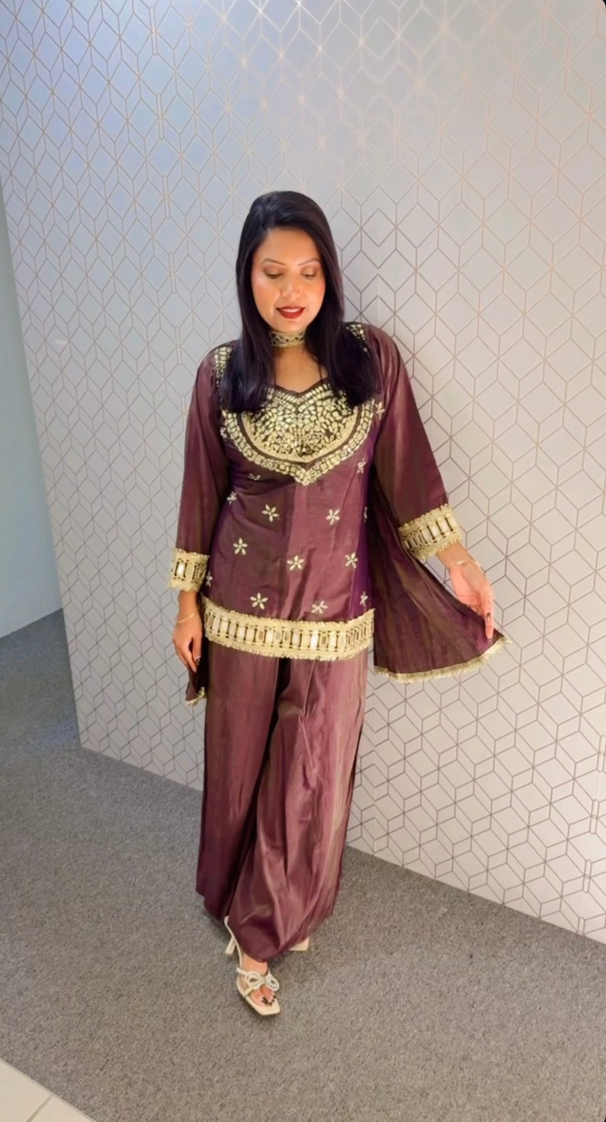 Party wear suit